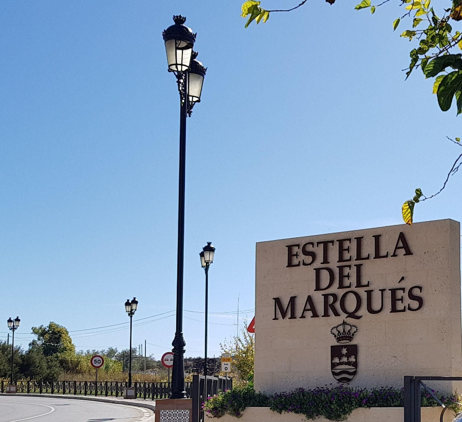 Entrada de Estella del Marqués.