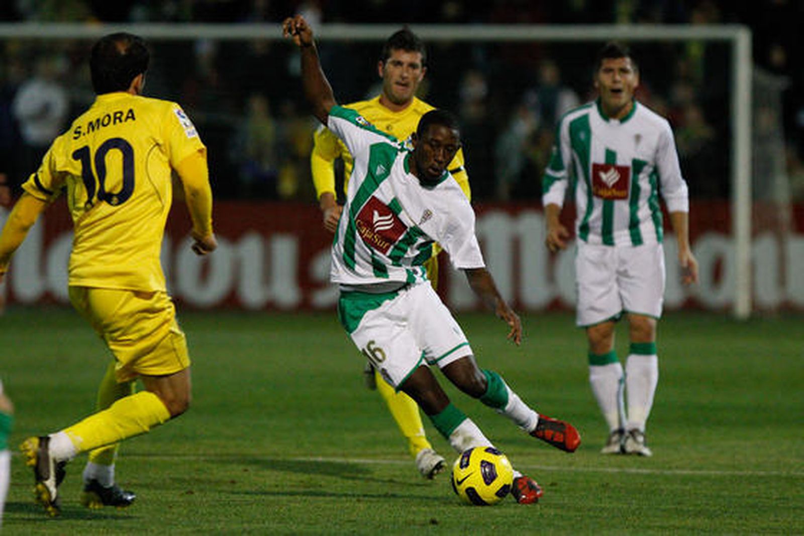 El Córdoba cae en Alcorcón 2-1. / LOF
