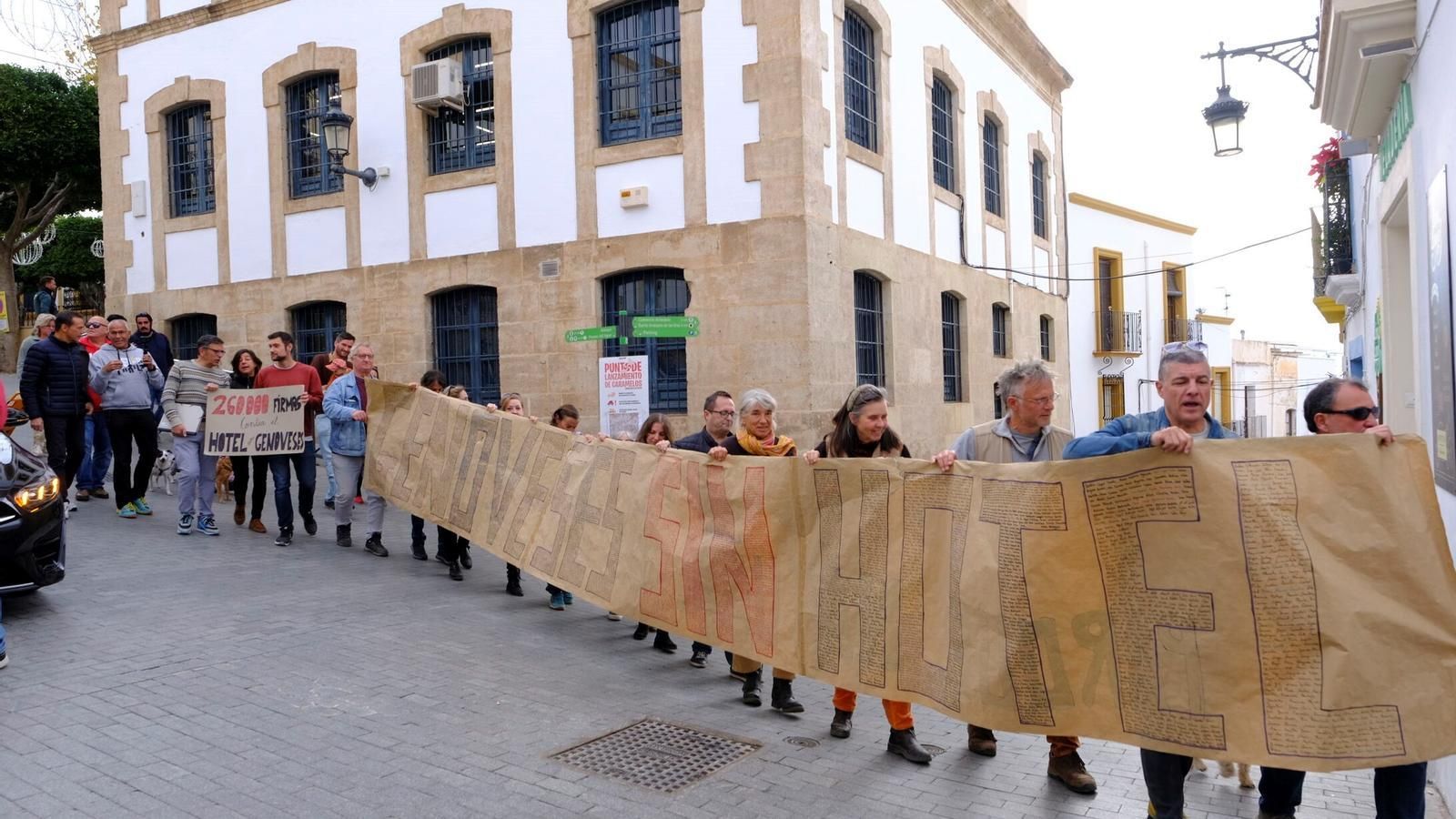 Apoyará a la plataforma 'Genoveses sin Hotel' en su reivindicaciones