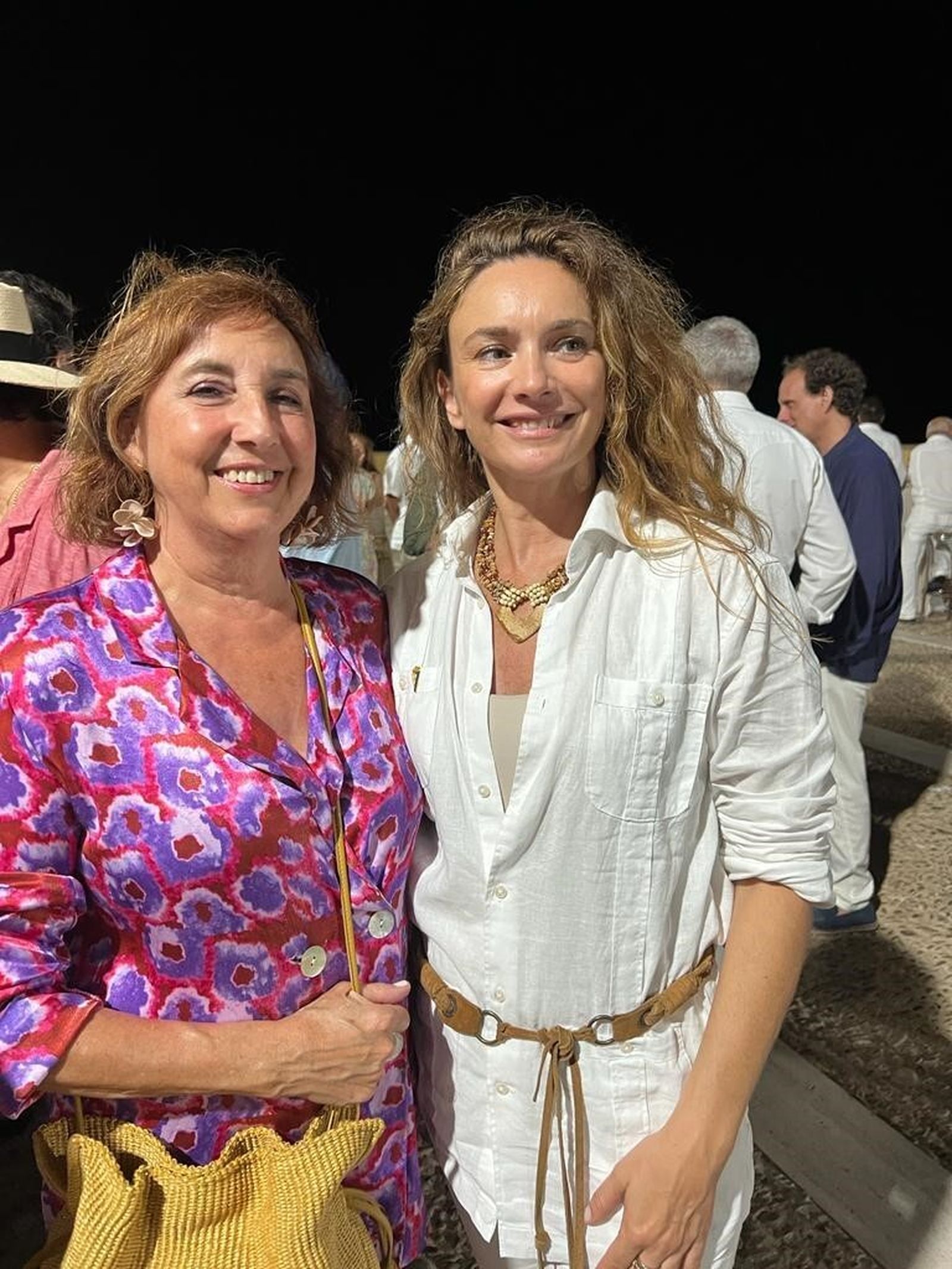 Ana Villagómez con Aurora Martínez.