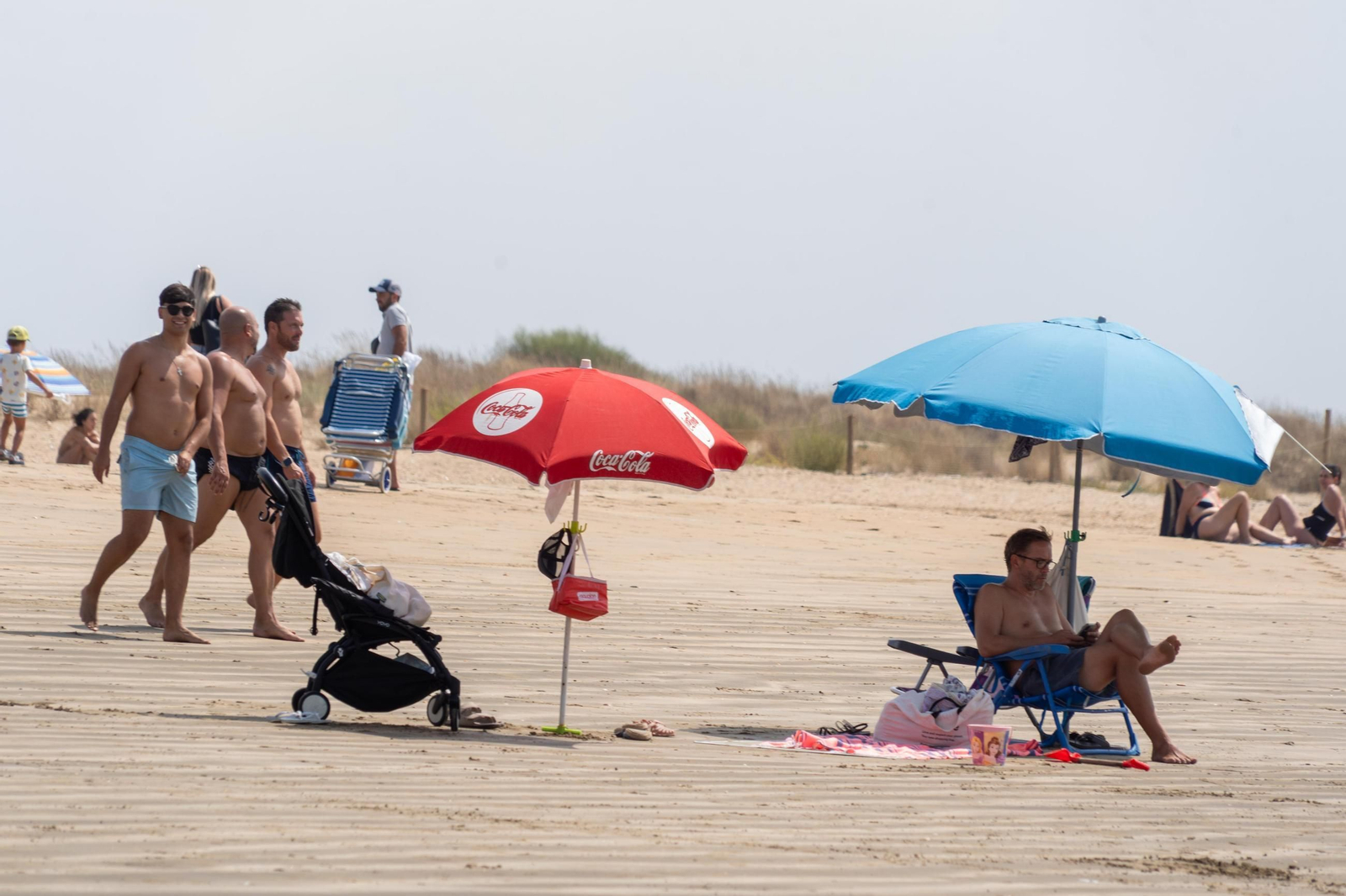 El ambiente de las playas de Huelva el domingo 24 de agosto