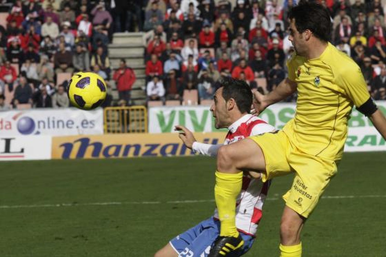 El Granada consigue meterse en los puestos de ascenso.

Foto: Miguel Rodriguez