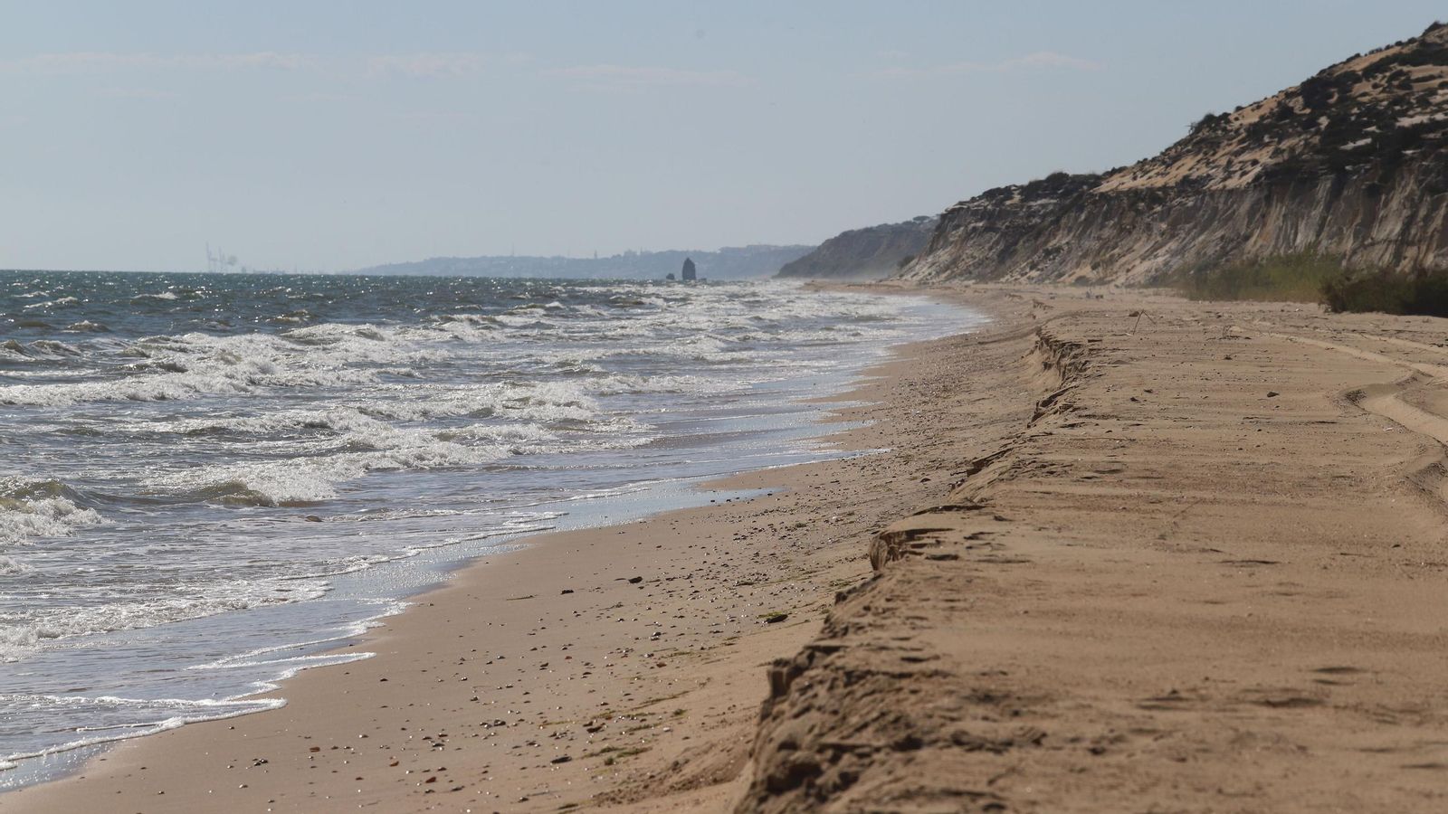 Playa de Cuesta Maneli, con la marea alta