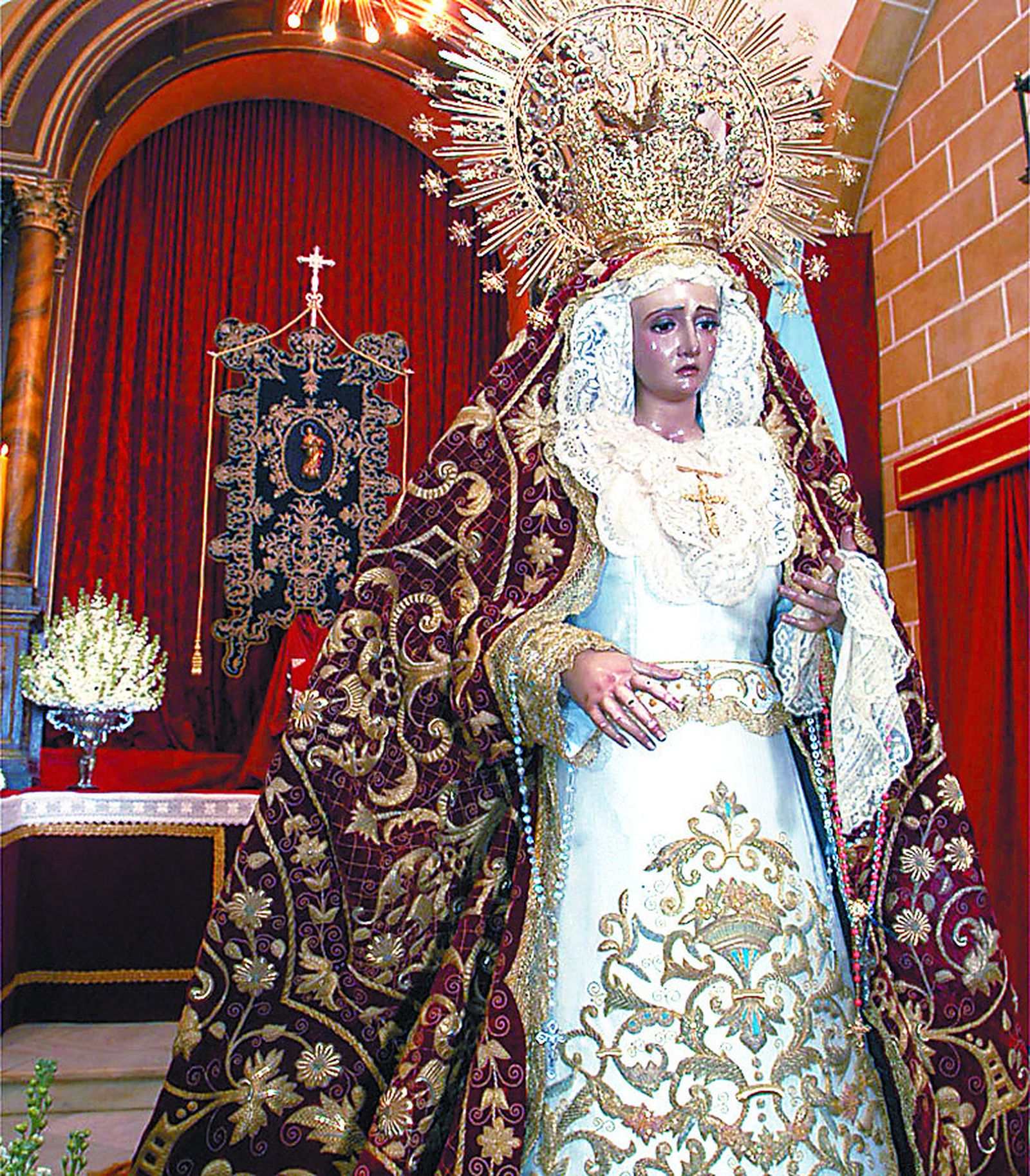 María Santísima del Valle Coronada.