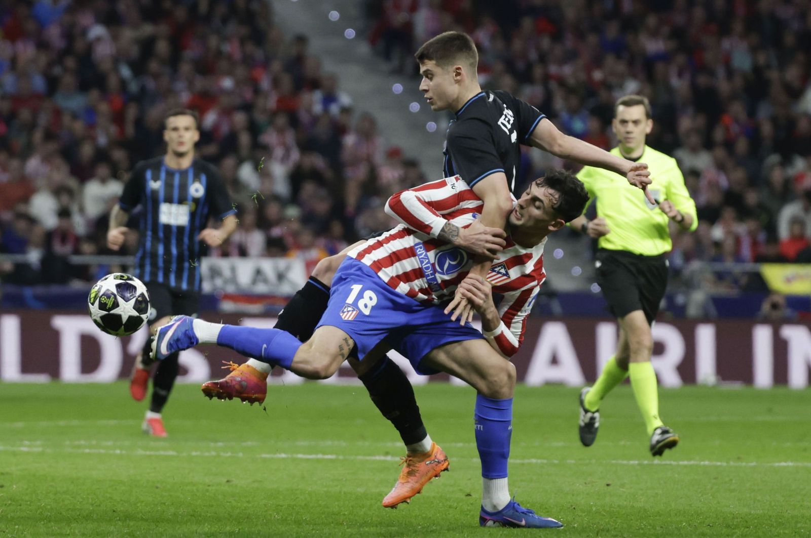 Las fotos del Atlético de Madrid - Brujas