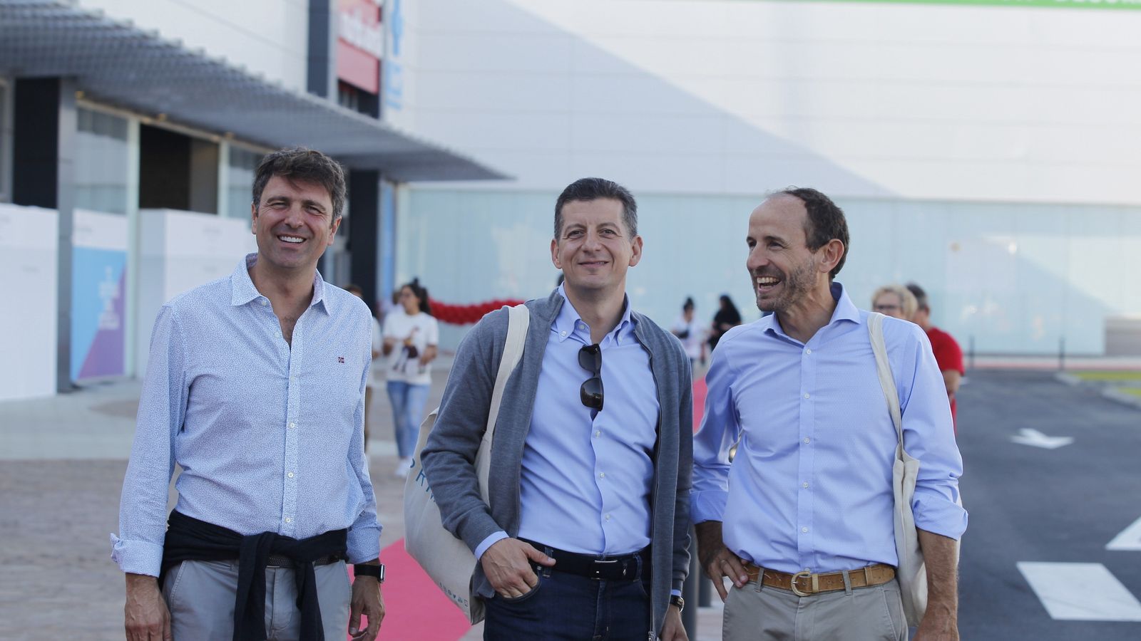 A la izquierda, Javier Marín, director general de Bogaris Retail