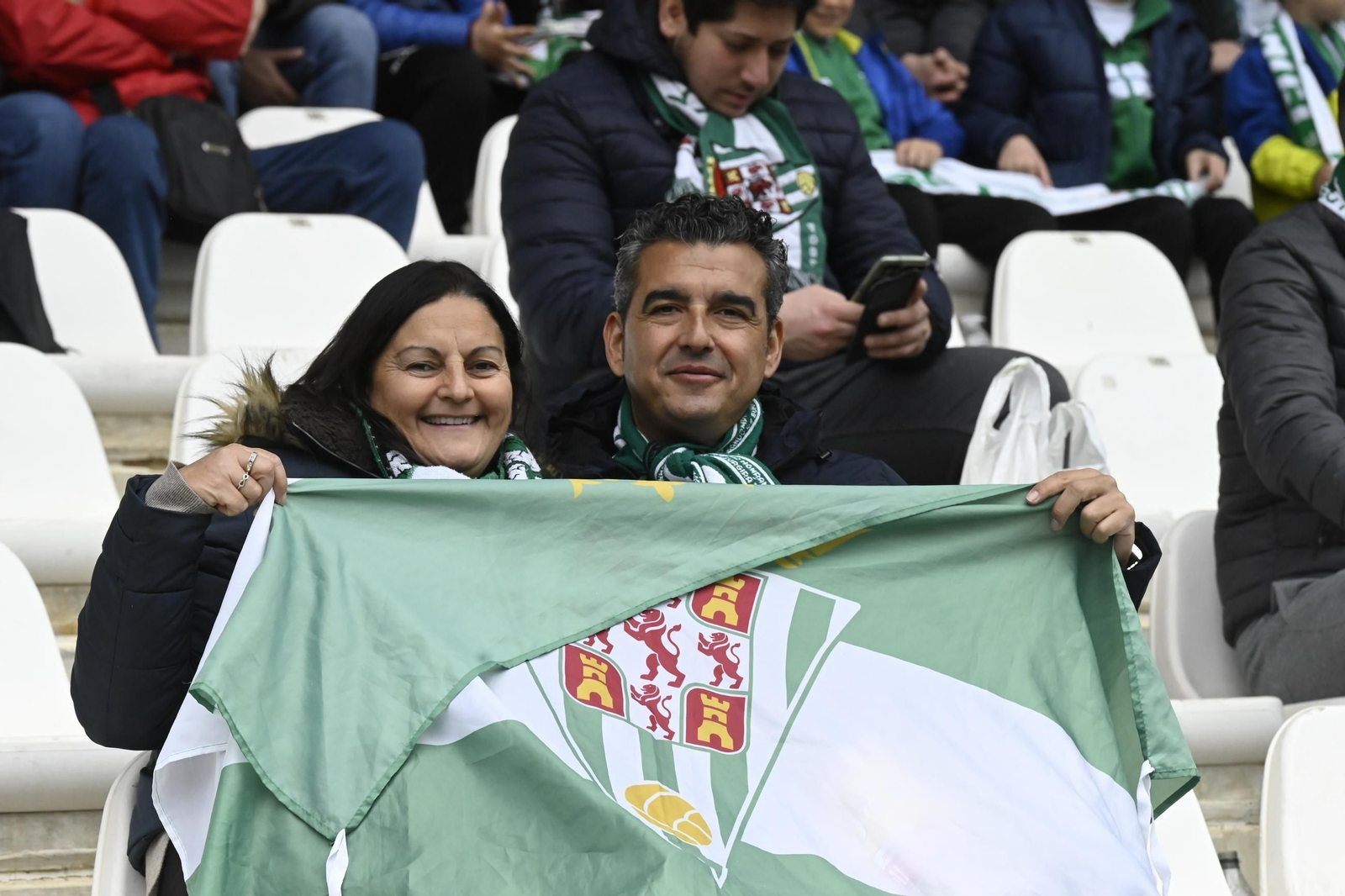 El imponente ambiente de El Arcángel para el Córdoba CF - Granada