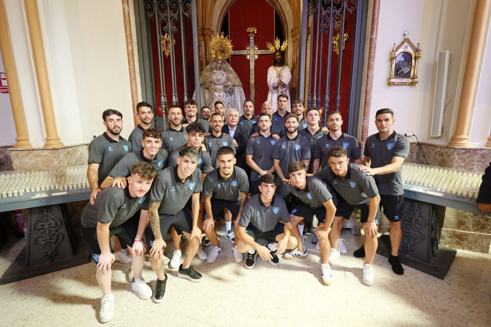 Las fotos del Málaga CF en su visita al Cautivo