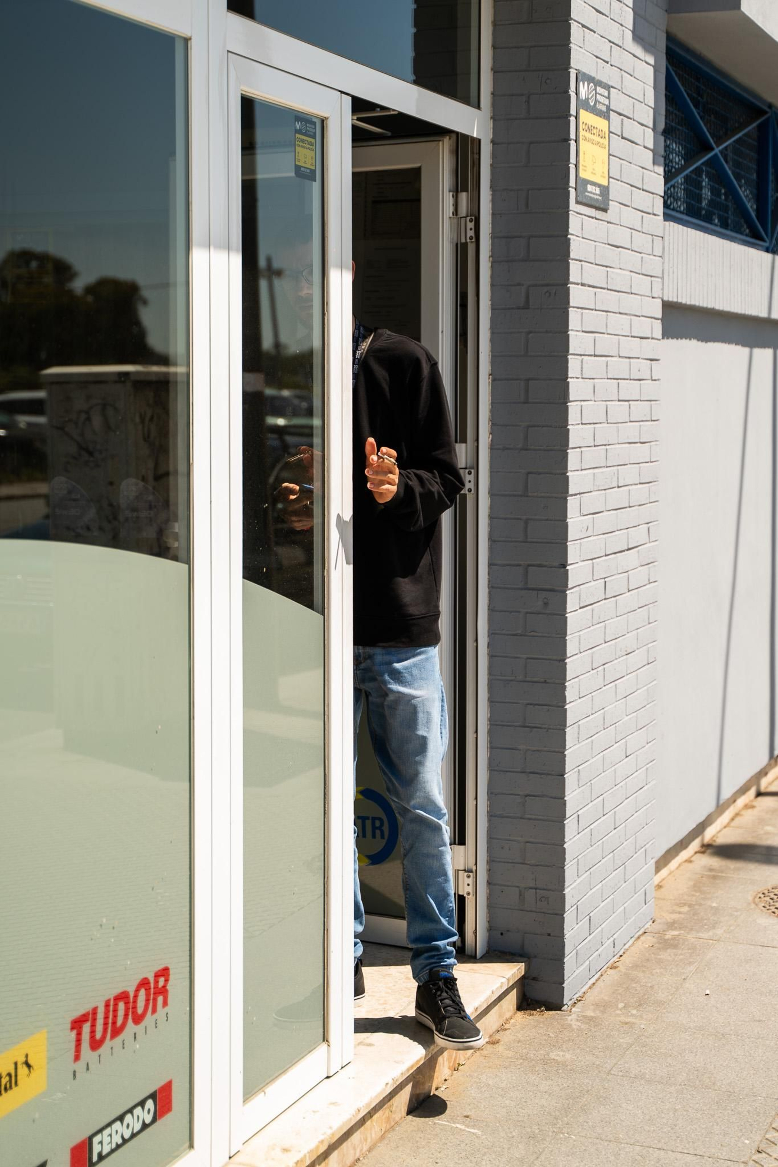 Así se vivió el apagón en las calles de Huelva, en imágenes