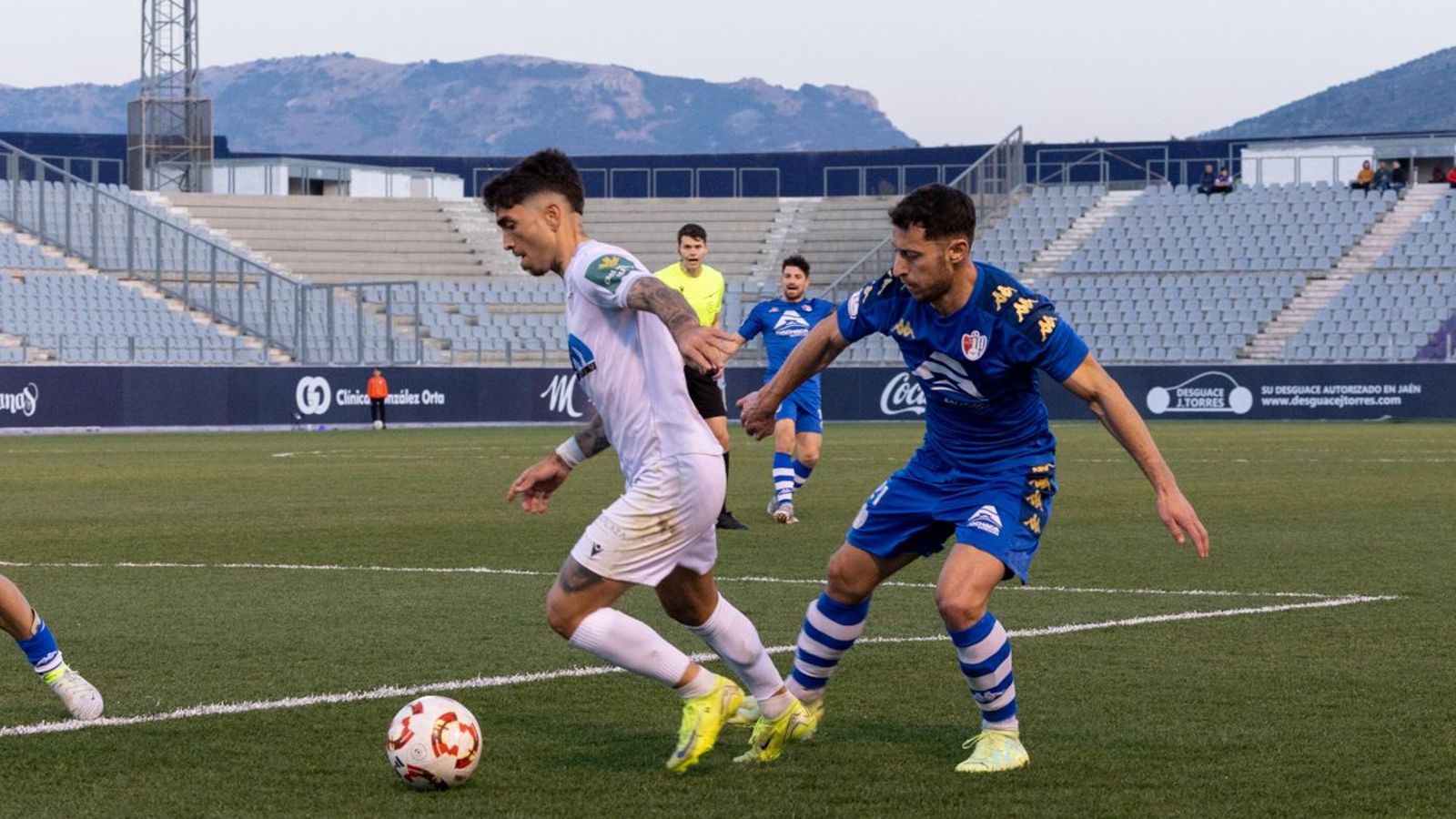 Las mejores imágenes de la remontada del Real Jaén al Arenas de Armilla