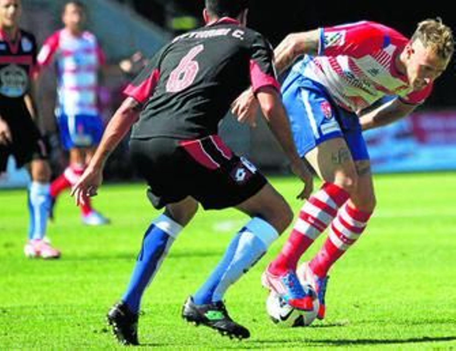 Floro Flores, vigilado de cerca por Aythami.