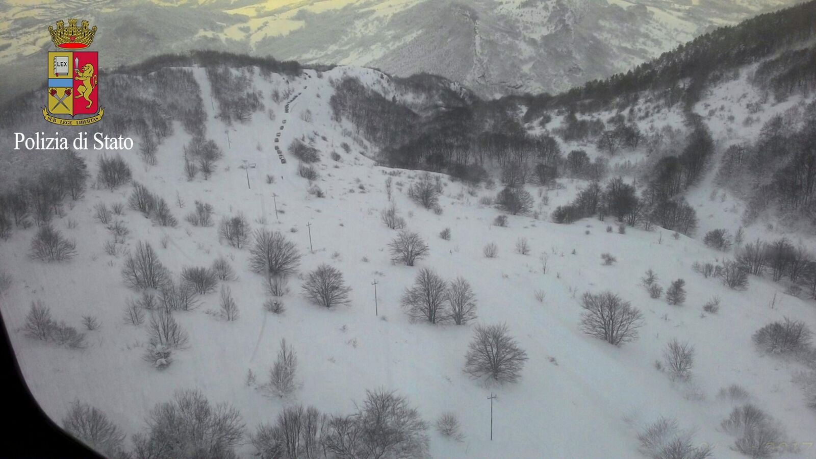 La tragedia del hotel italiano, en imágenes