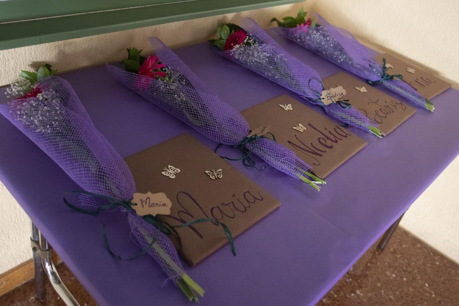 Fotogalería de la charla sobre la igualdad de cuatro mujeres en el CEIP Manuel de Falla de Peligros por el 8M 2021