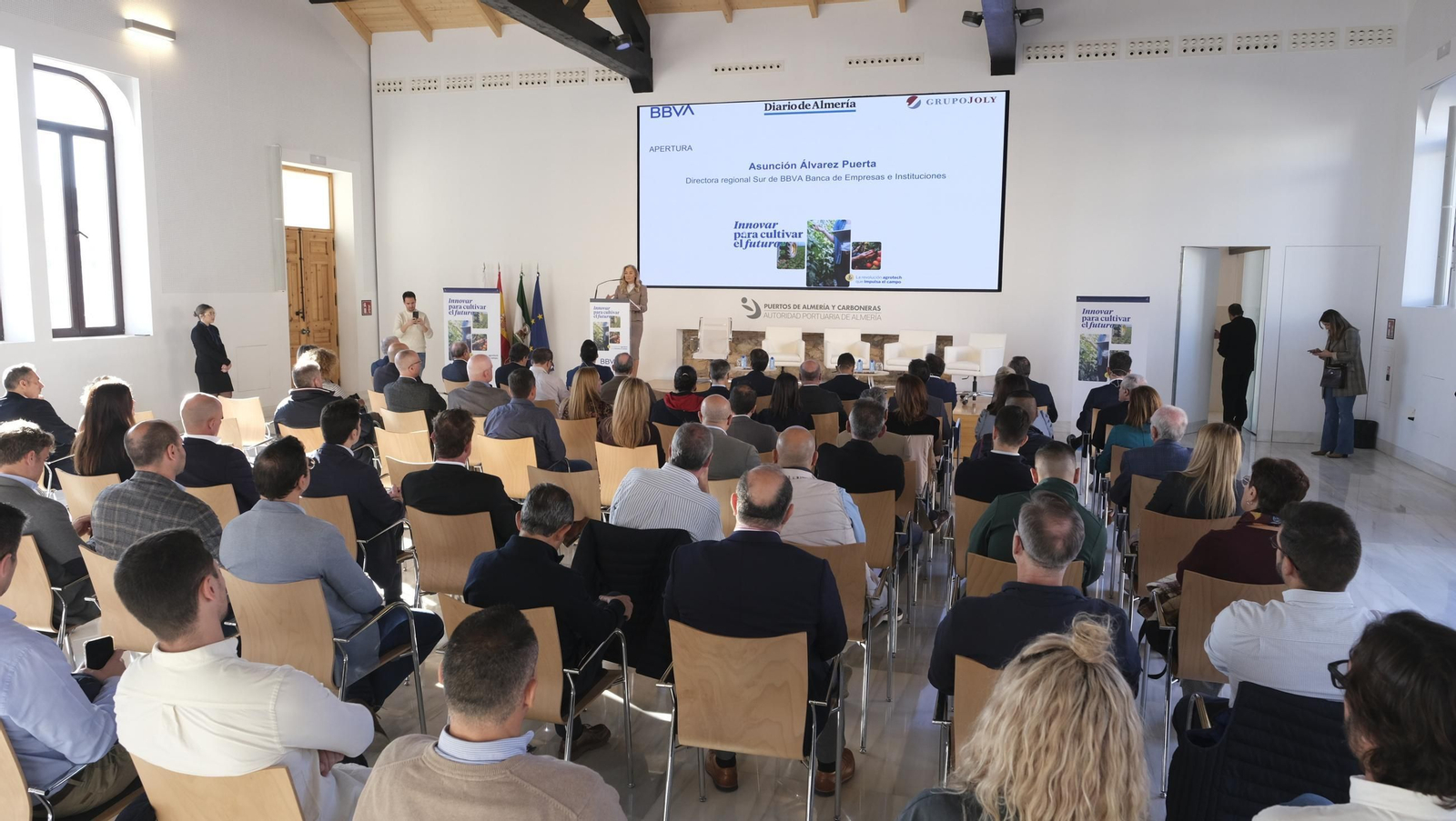 Imágenes de la Jornada BBVA-Grupo Joly 'Revolución Agrotech en el Campo', en Almería