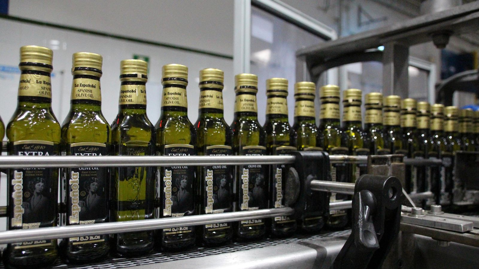 Planta de envasado de Acesur en Sevilla