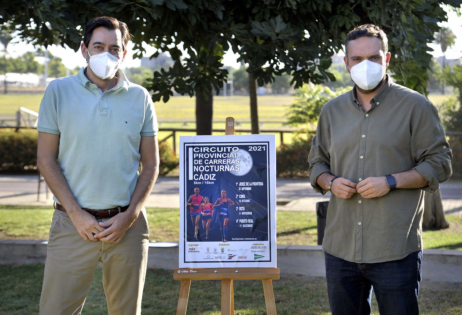 Jesús Alba, junto a Gustavo Saborido, presidente del equipo Maskilómetros, organizador del Circuito Provincial.