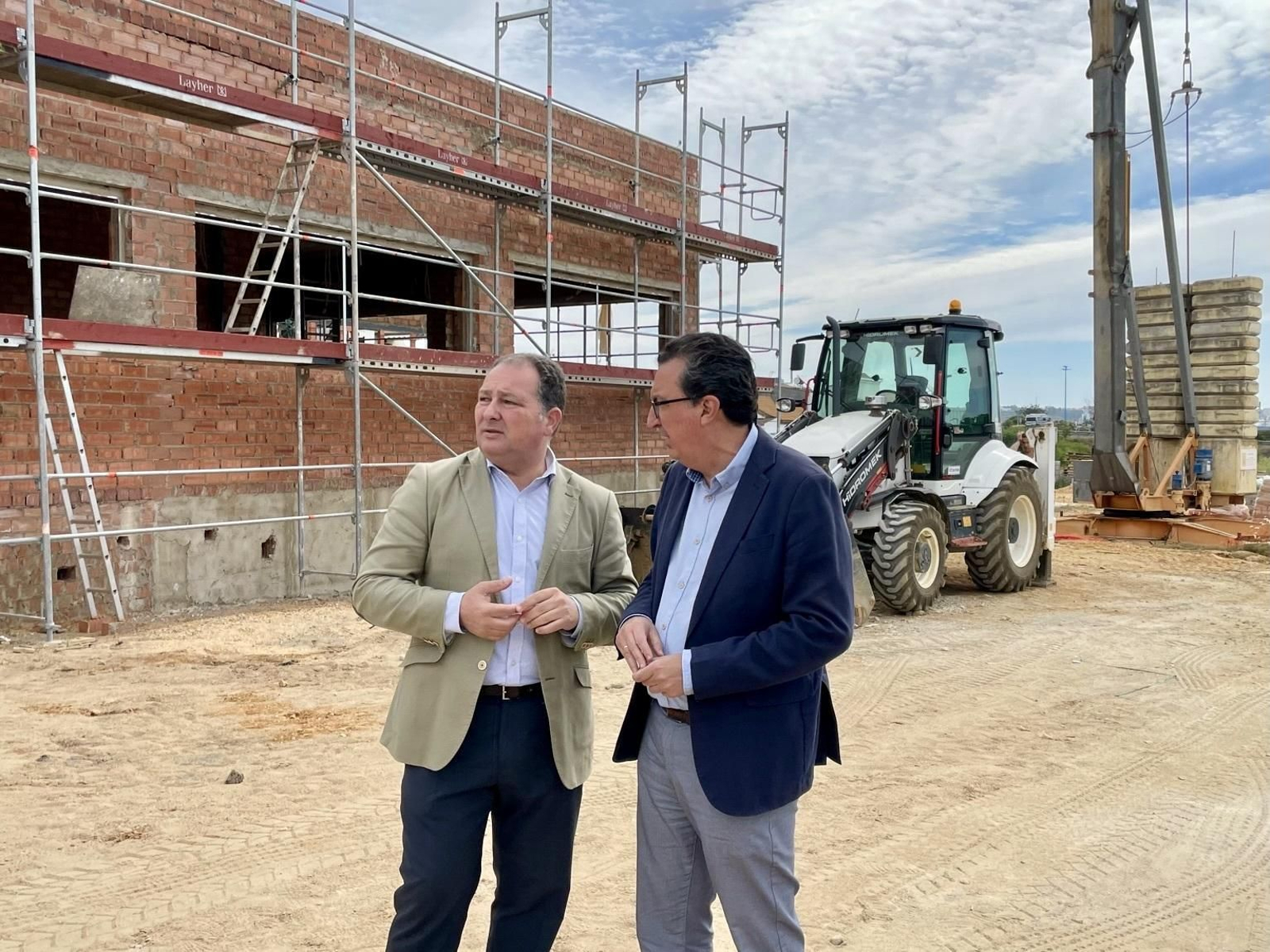 El alcalde de Aljaraque, David Toscano, y el presidente del PP de Huelva, Manuel Andrés González.