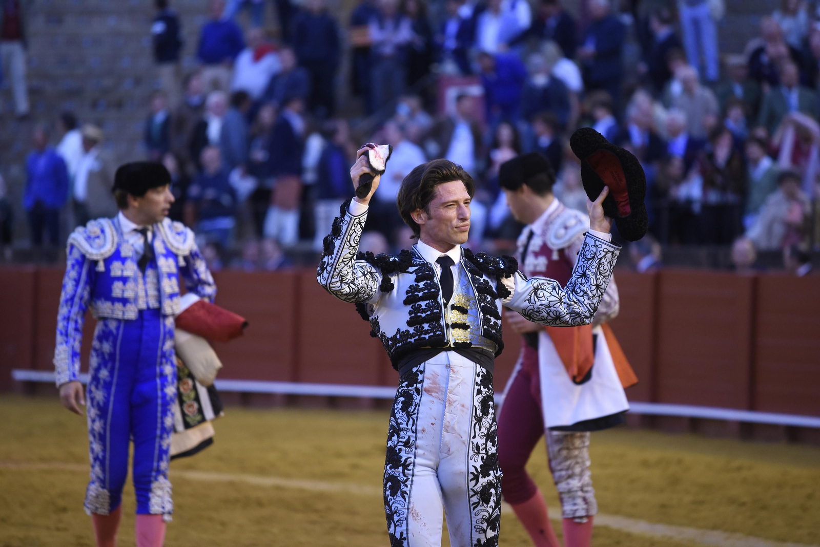 Las mejores imágenes de la corrida de toros del 24 de abril