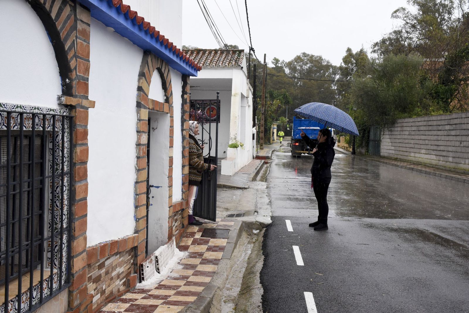Las fotografías de los desalojos en San Roque por la borrasca Leonardo