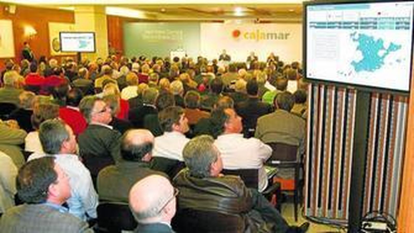 Cajamar continúa con la vista puesta en nuevos procesos de integración de cajas rurales en España.