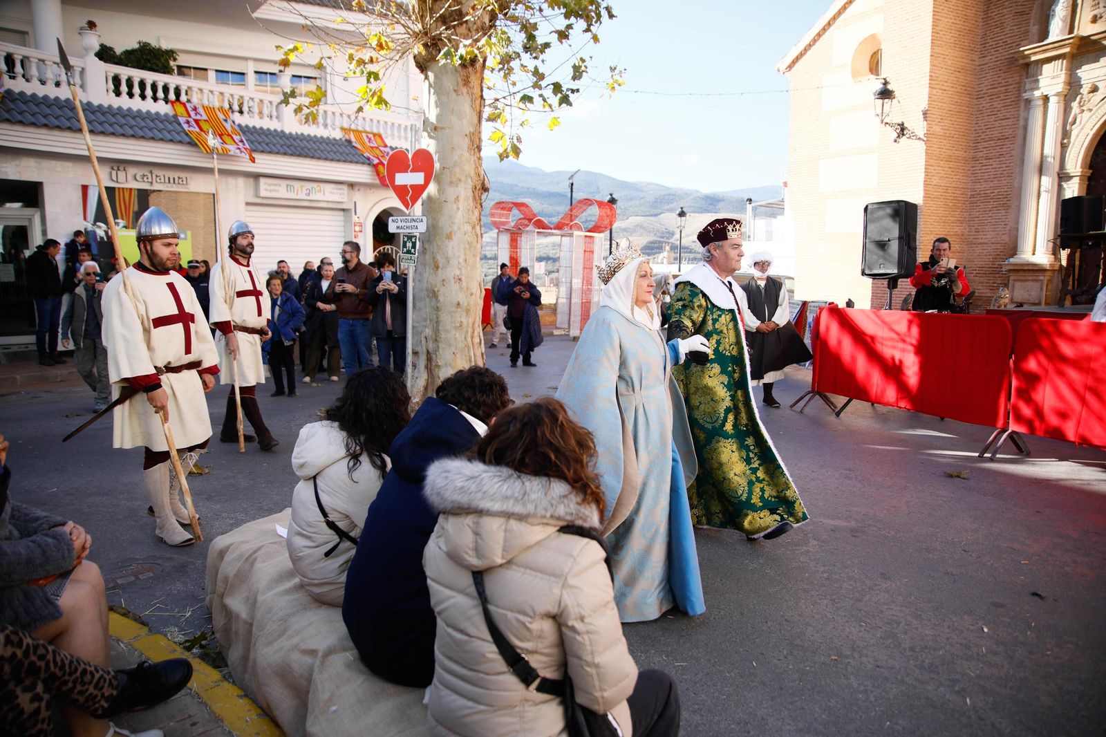 La Recreación de la Pernoctación de los Reyes Católicos en Fiñana, en imágenes