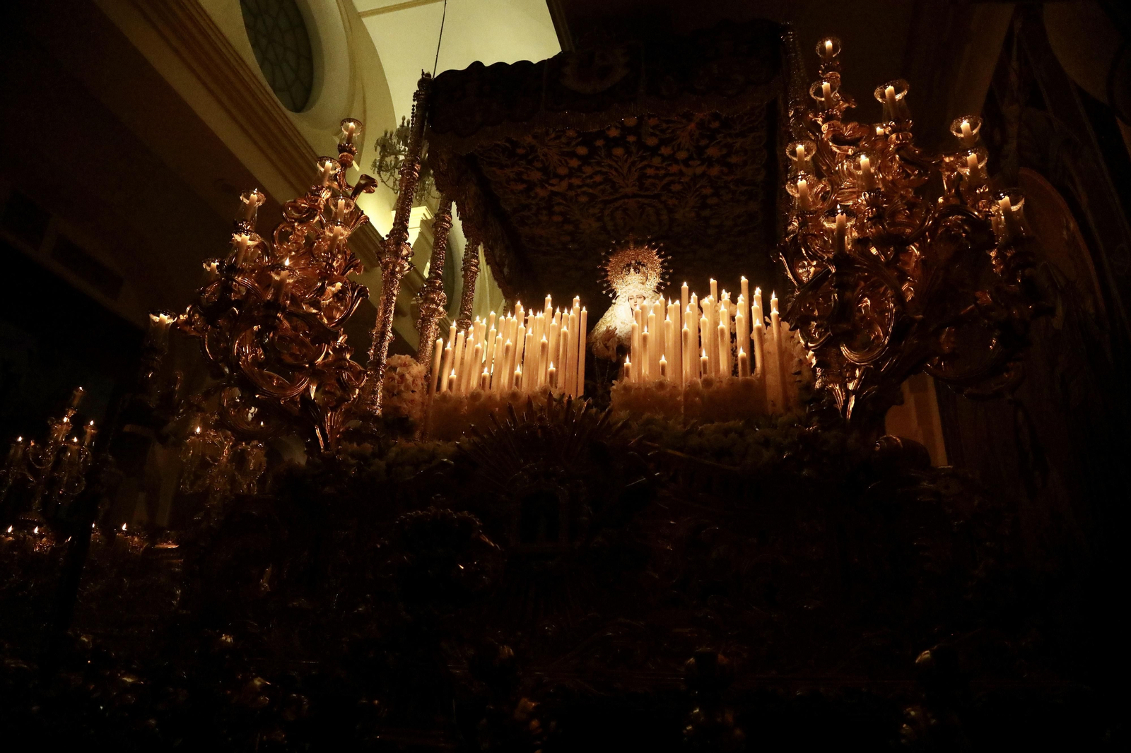 La Paloma el Miércoles Santo en Málaga, en fotos