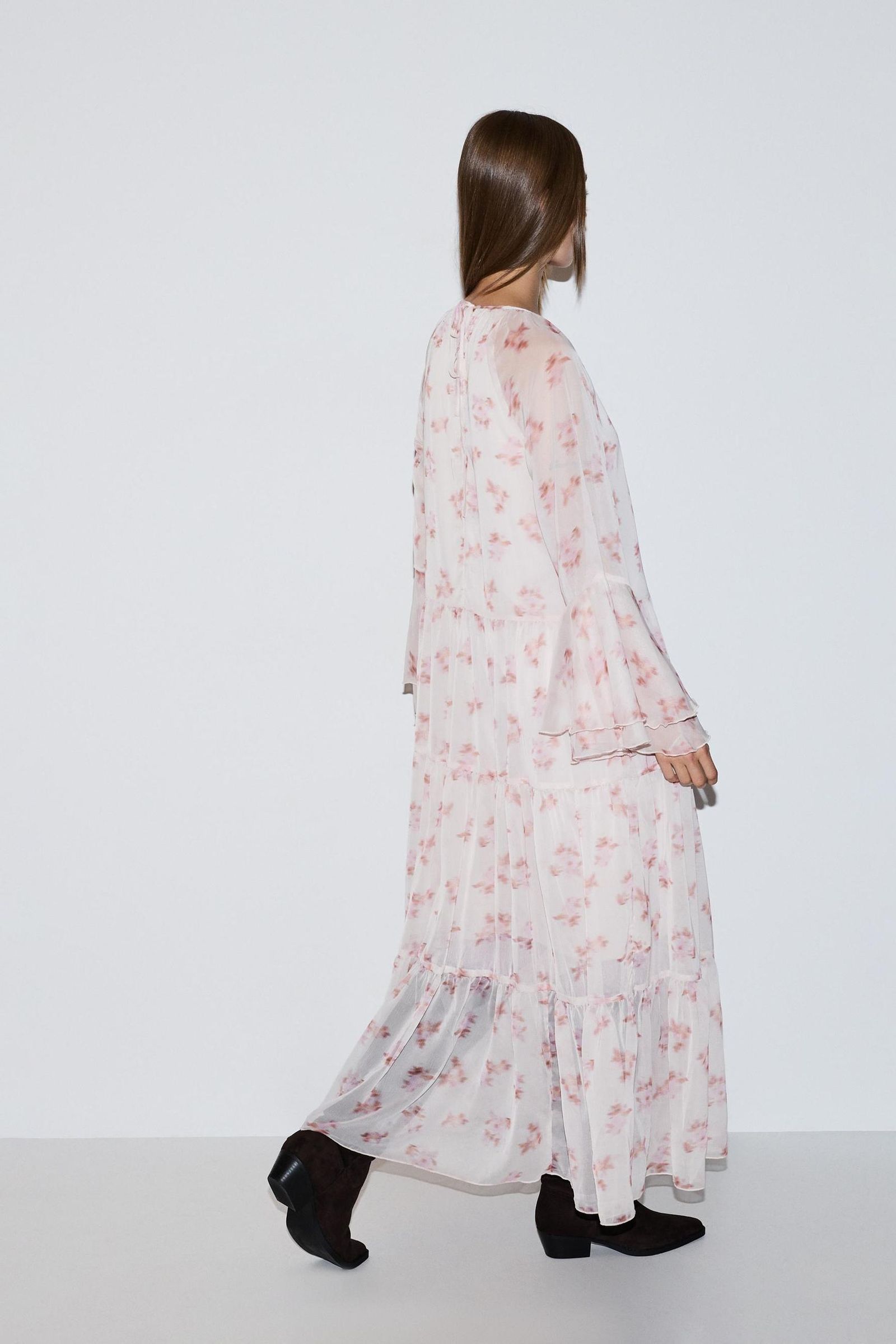 Vestido de flores de Lefties.