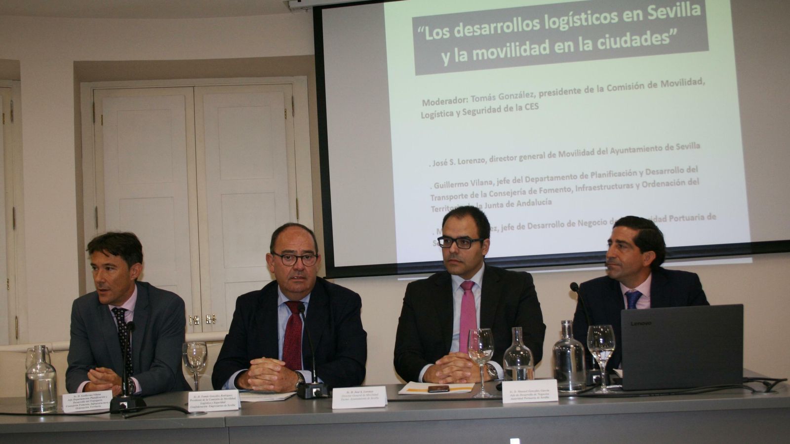Guillermo Vilana, Tomás González, José Lorenzo y Manuel González en las jornadas logísticas de este jueves.