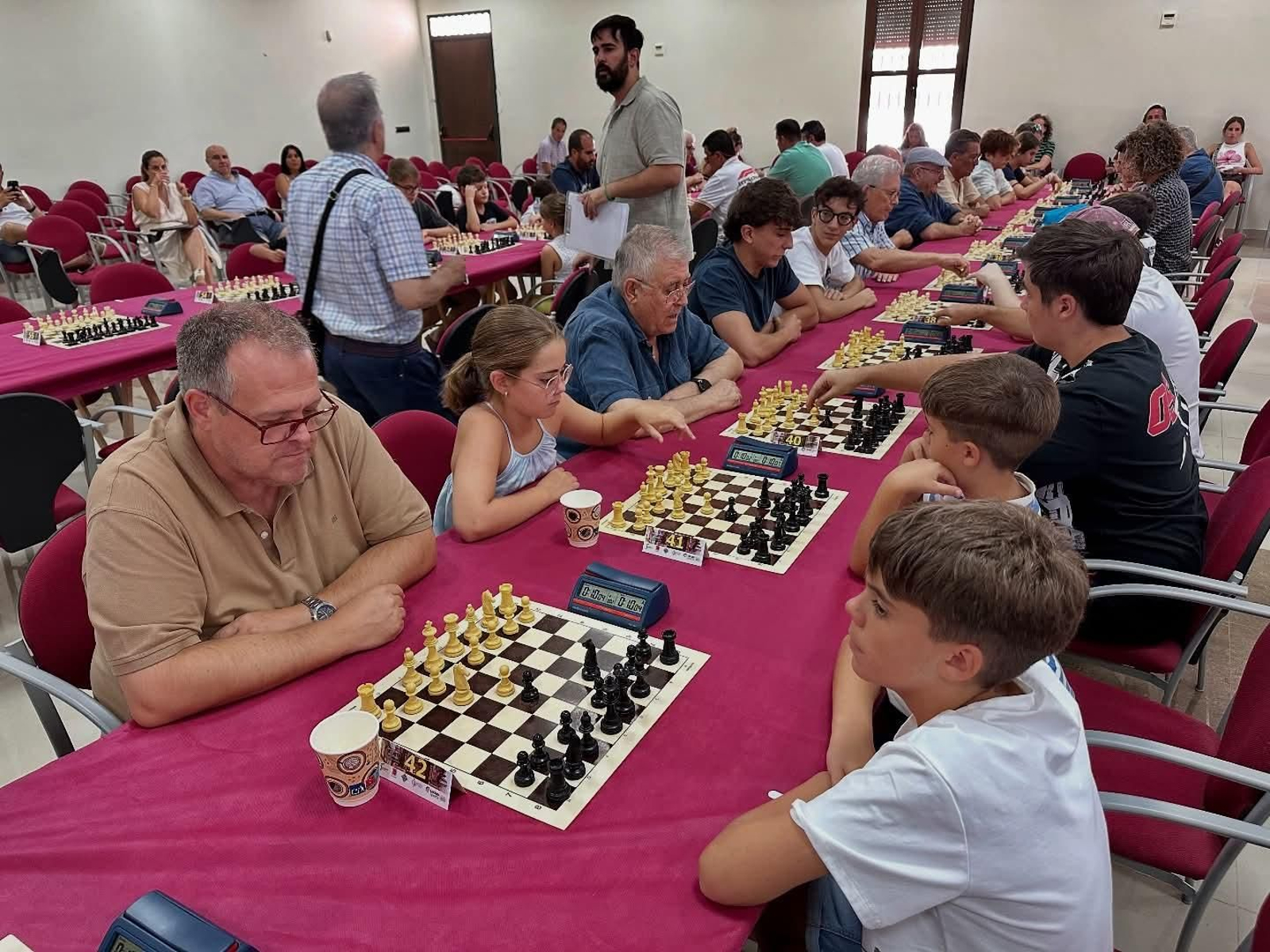 Las actividades deportivas del Pórtico de Feria de Baeza, en imágenes