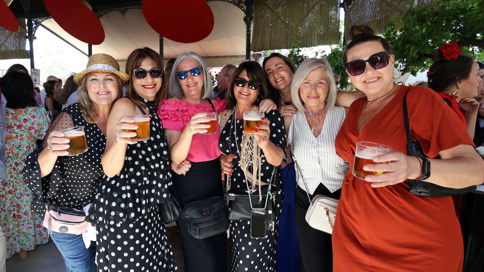 Gran ambiente en la caseta de González Byass