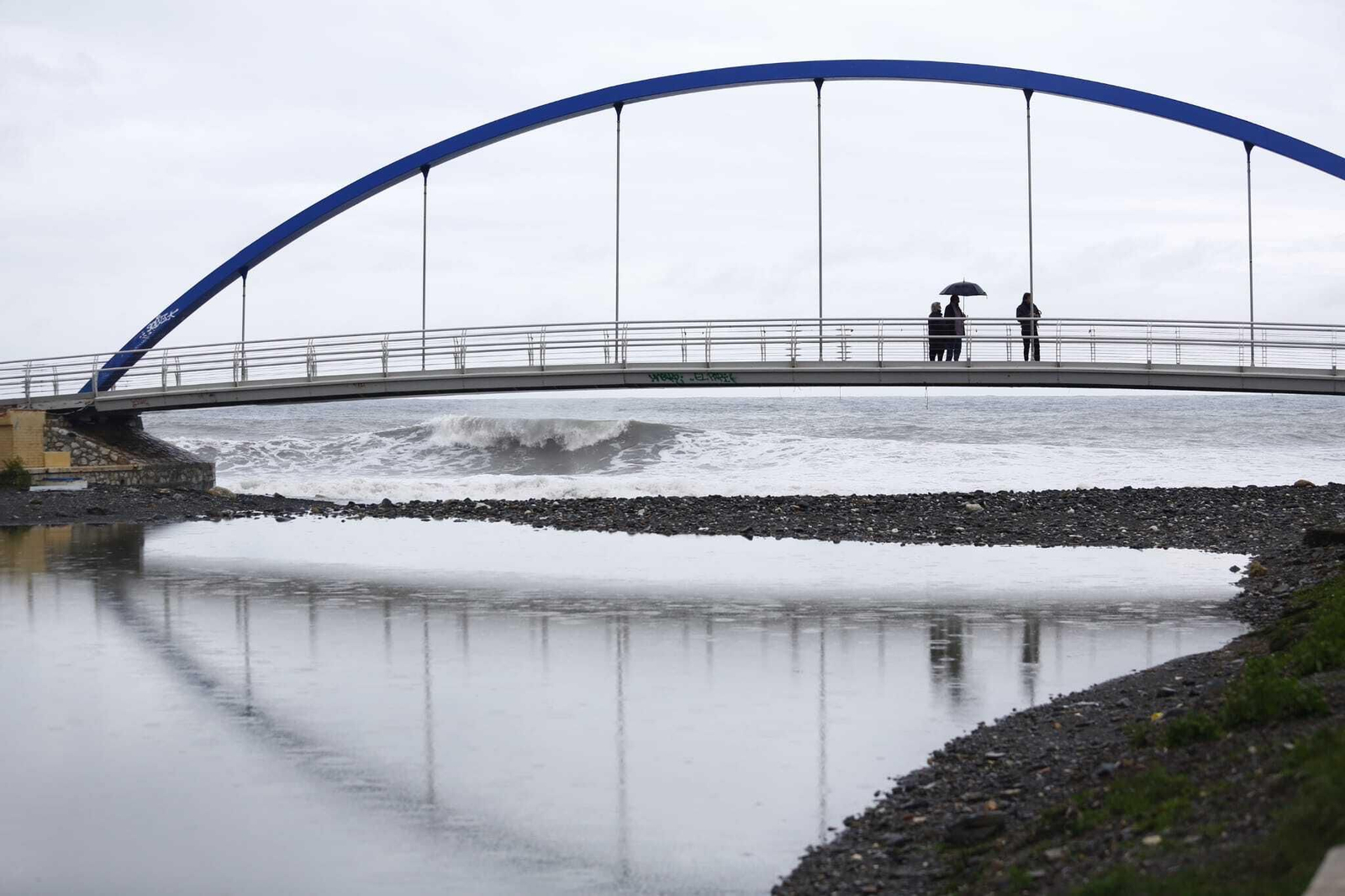 Fotos: Así está la playa de Pedregalejo, en Málaga, tras los efectos del oleaje