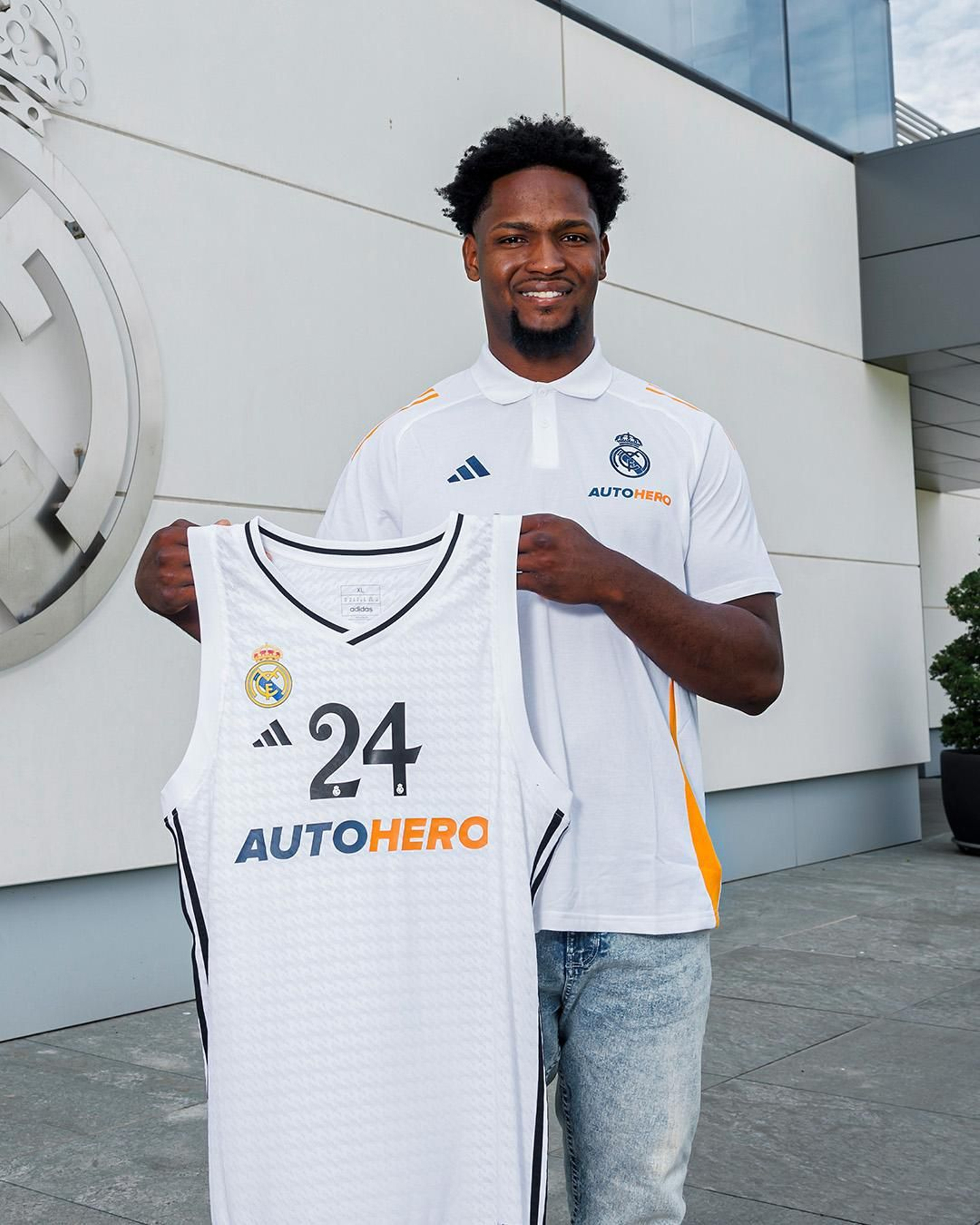 Andrés Feliz, con la camiseta del Real Madrid. Andrés Feliz, con la camiseta del Real Madrid.
