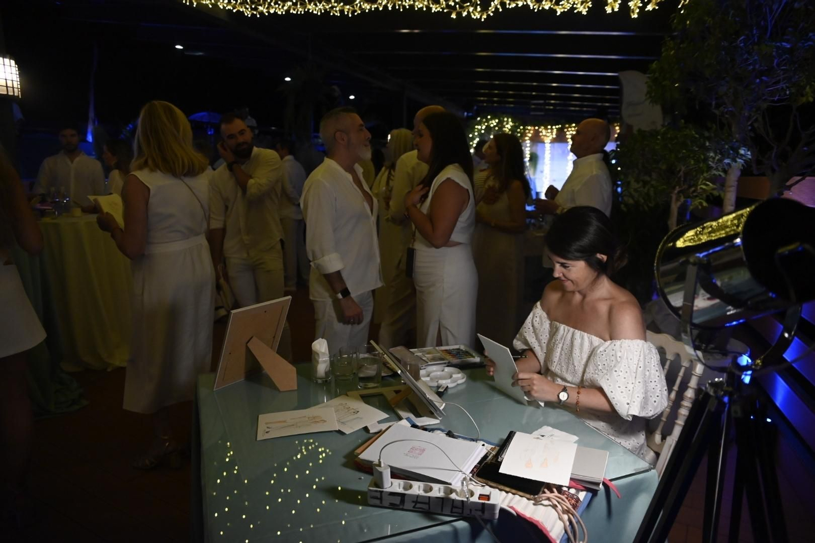 Las mejores fotos de la Fiesta Blanca de la terraza del Eurostars Palace de Córdoba