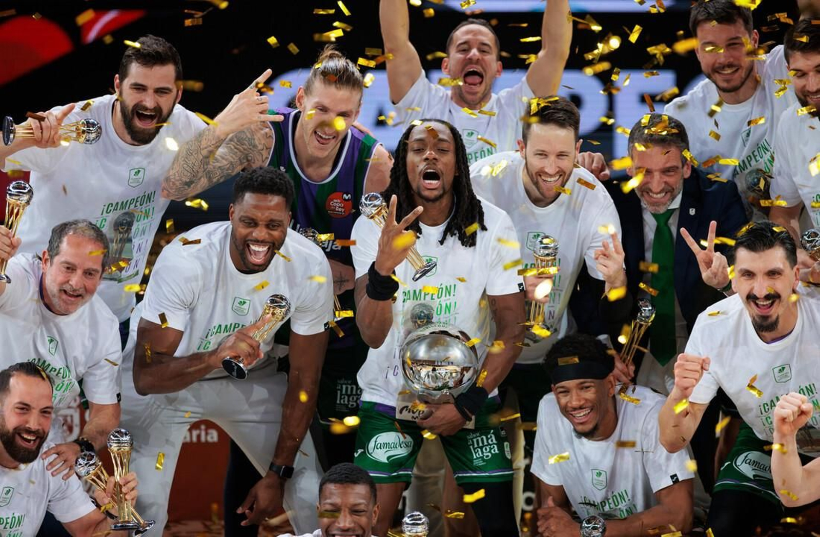 El Unicaja, campeón de Copa: Todas las imágenes del partido, la fiesta y la llegada a Málaga