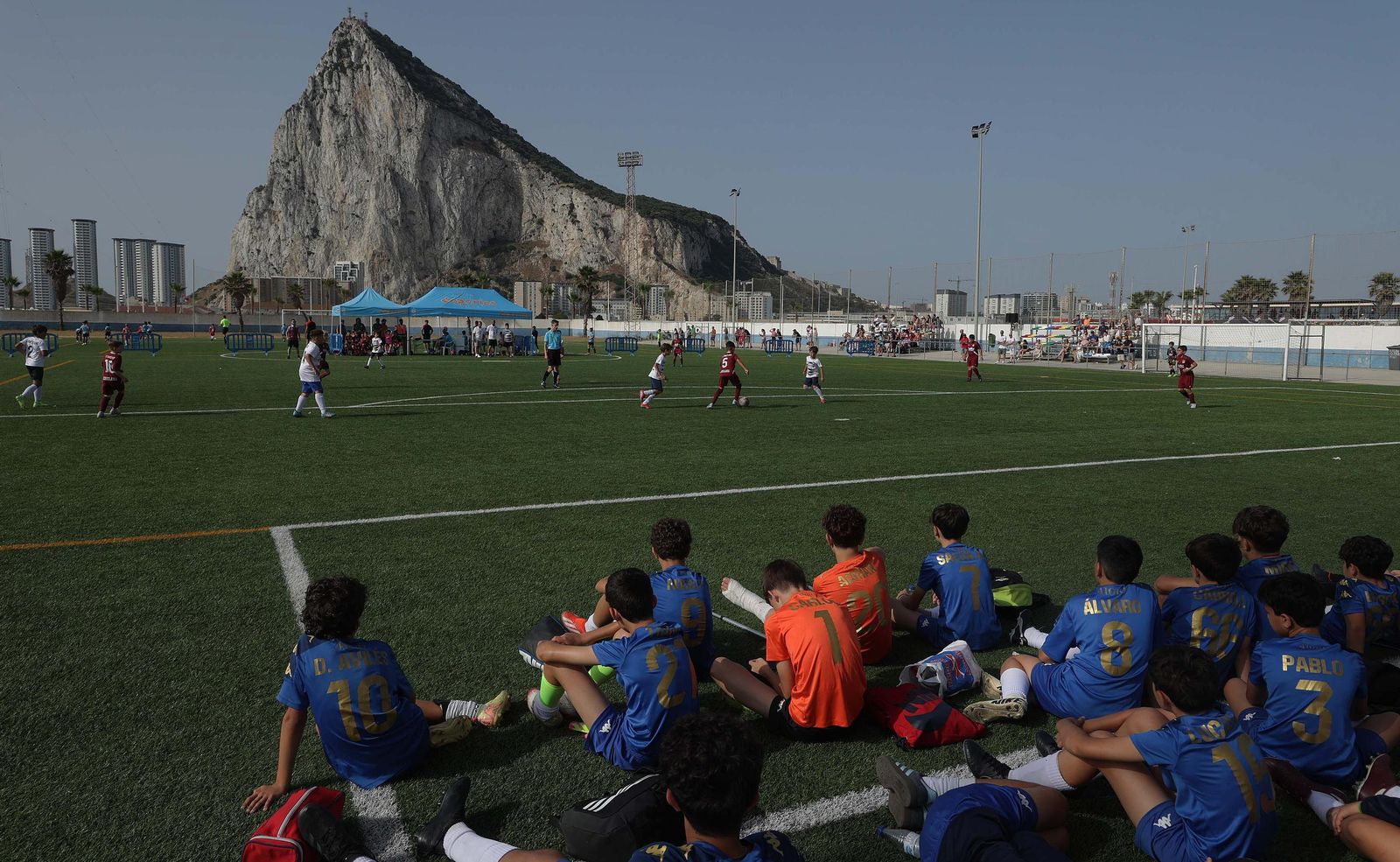 Fotos de la tercera edición del Torneo Internacional de Fútbol 7 'Julián Niza' en La Línea