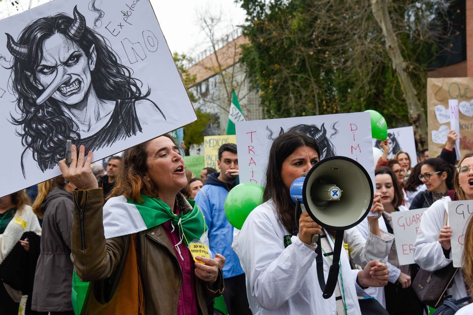 La manifestación por la huelga médica nacional, en imágenes
