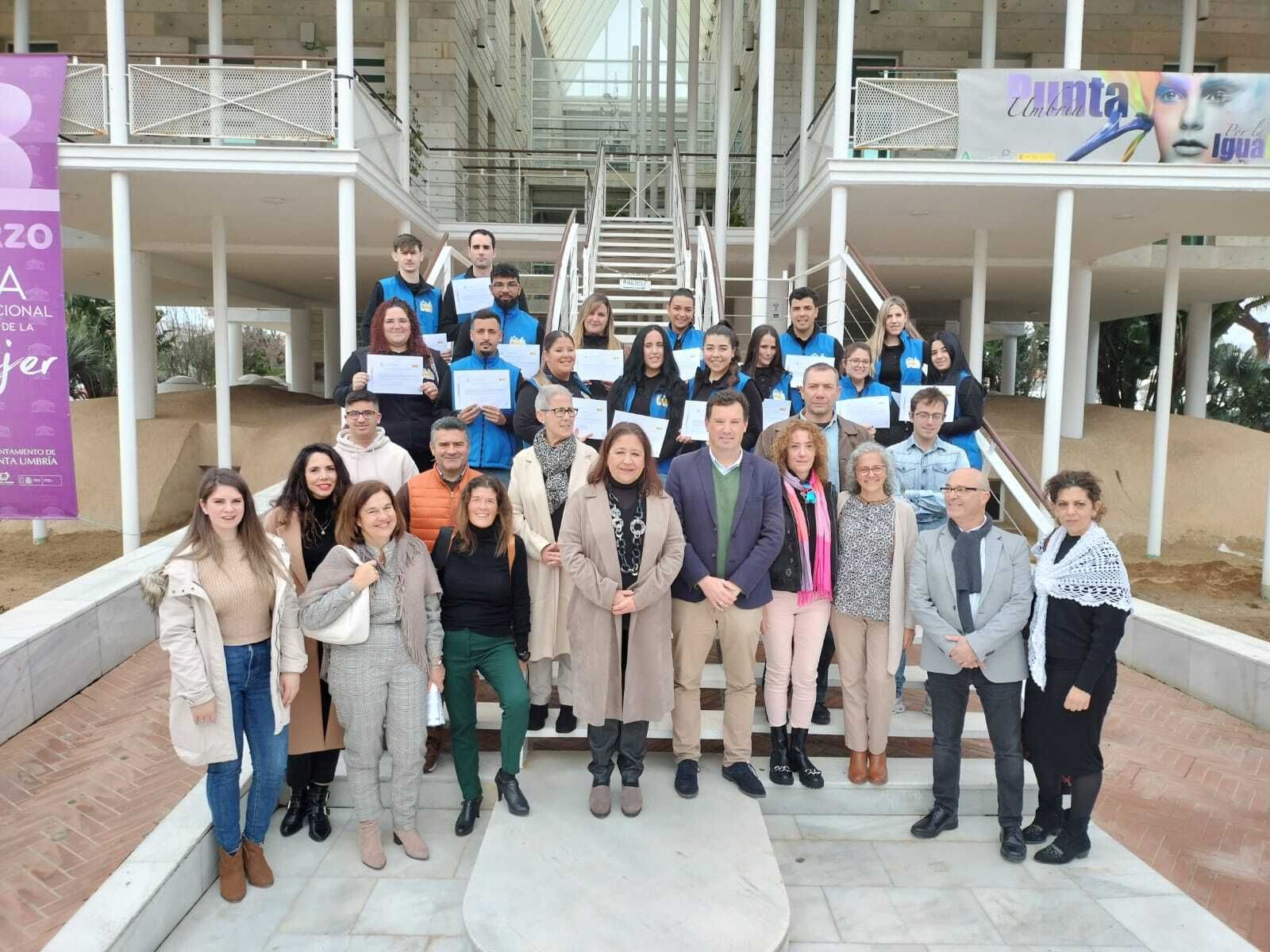 Alumnos acreditados por el diploma del programa "Las Dunas"