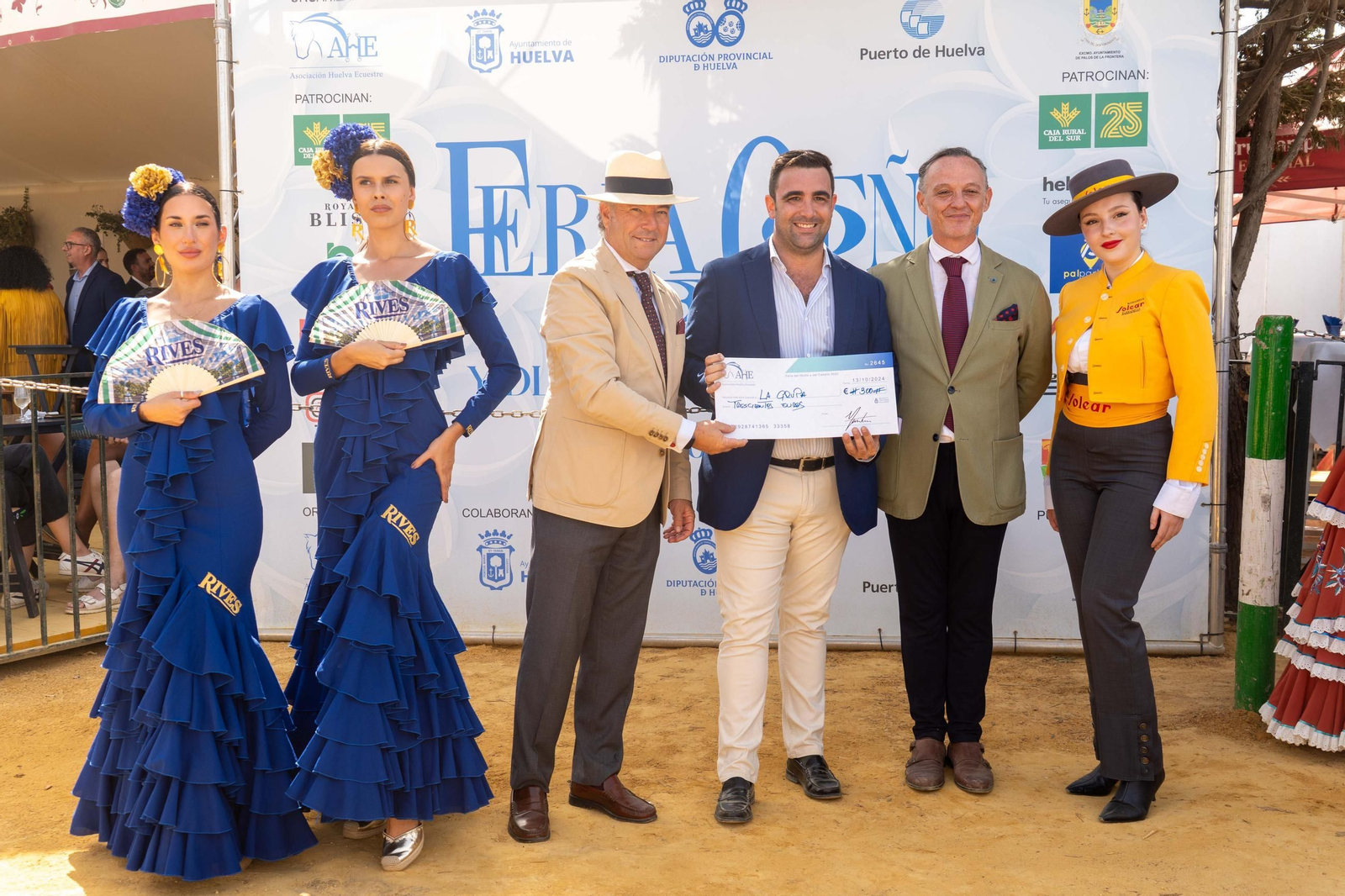 Imágenes de la entrega de reconocimientos de la X edición de la Feria de Otoño y del Caballo 2025 de Huelva
