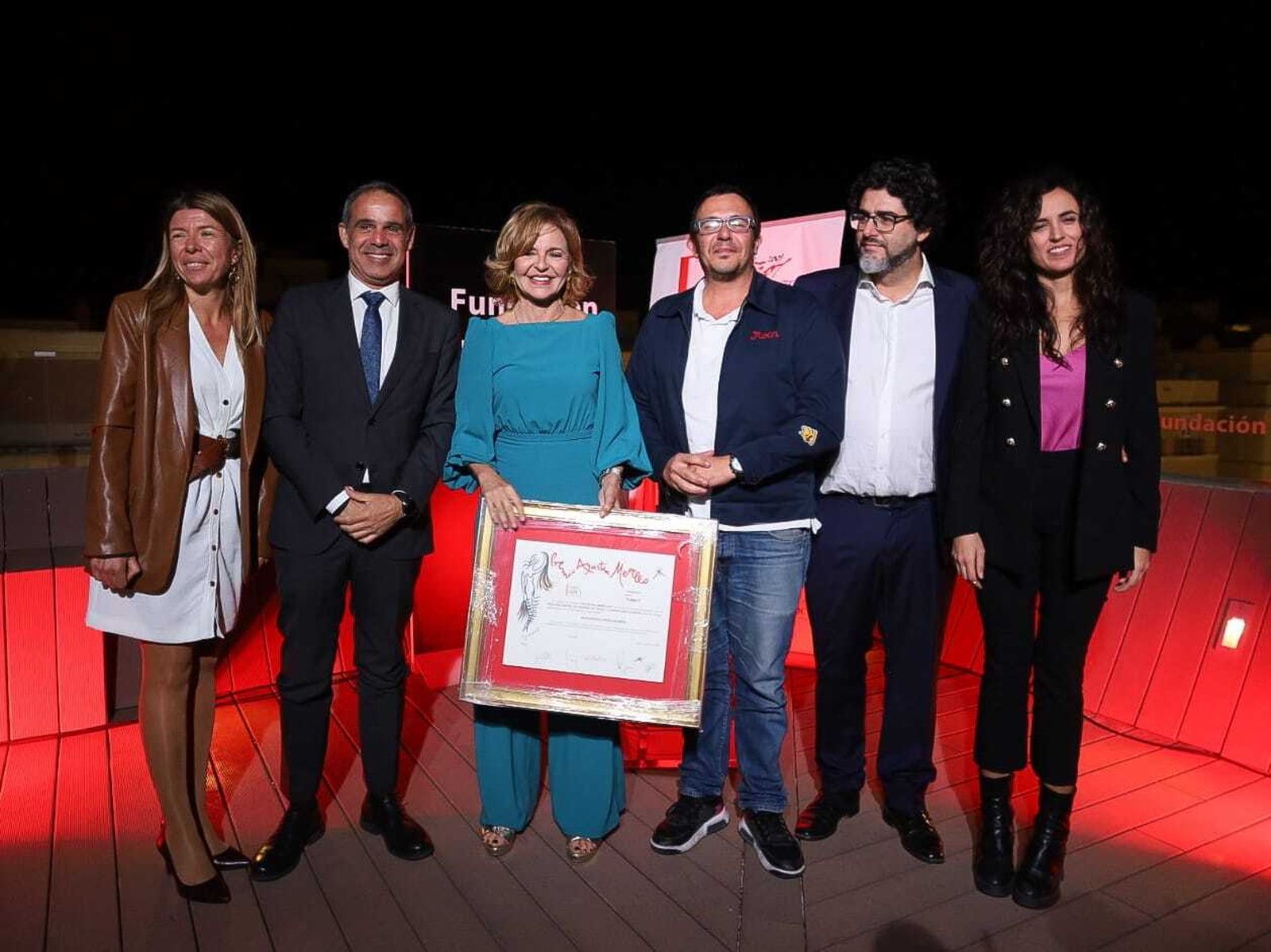 Almudena Ariza recibe el Premio Merello