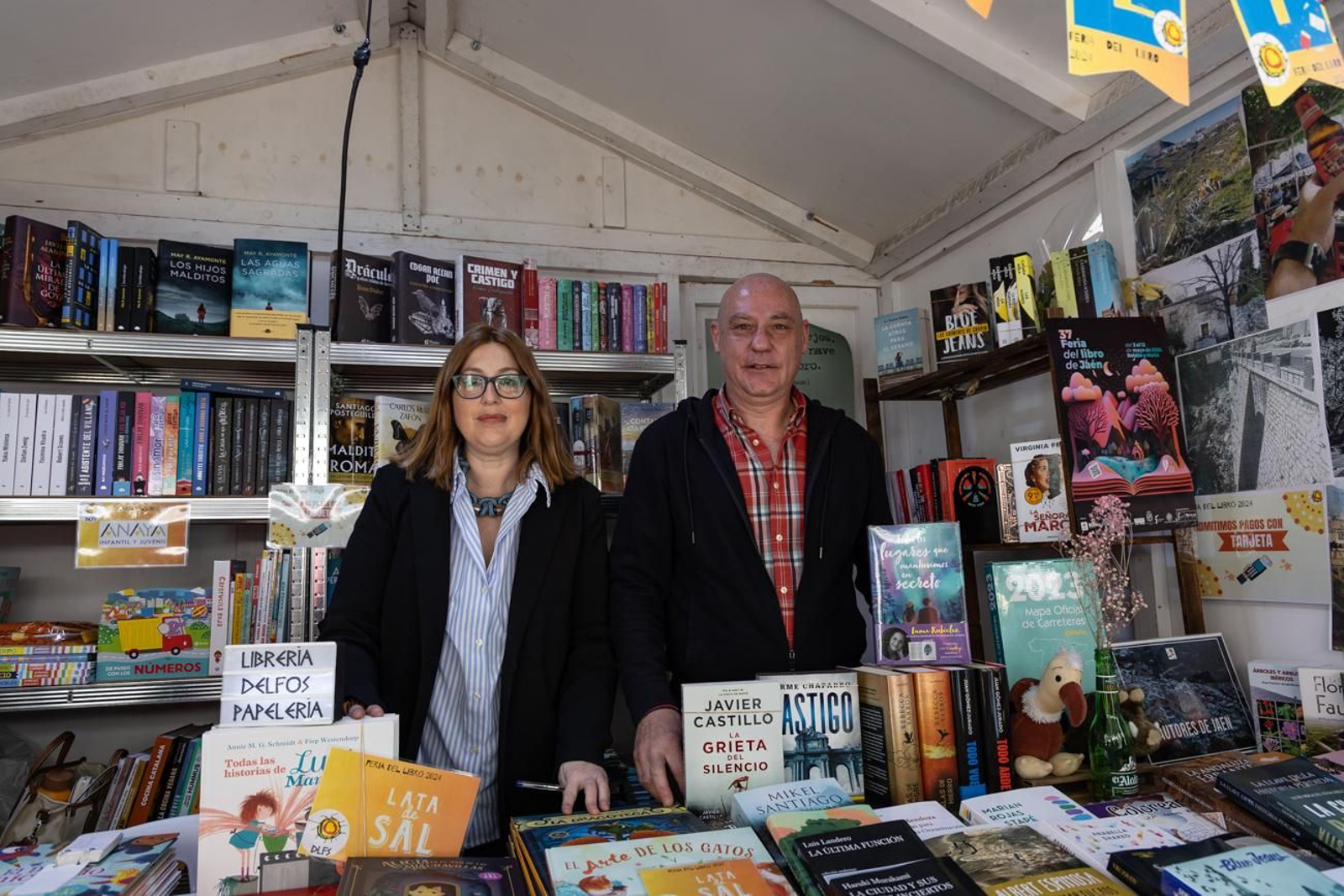En imágenes: casetas y ambiente de la Feria del Libro de Jaén