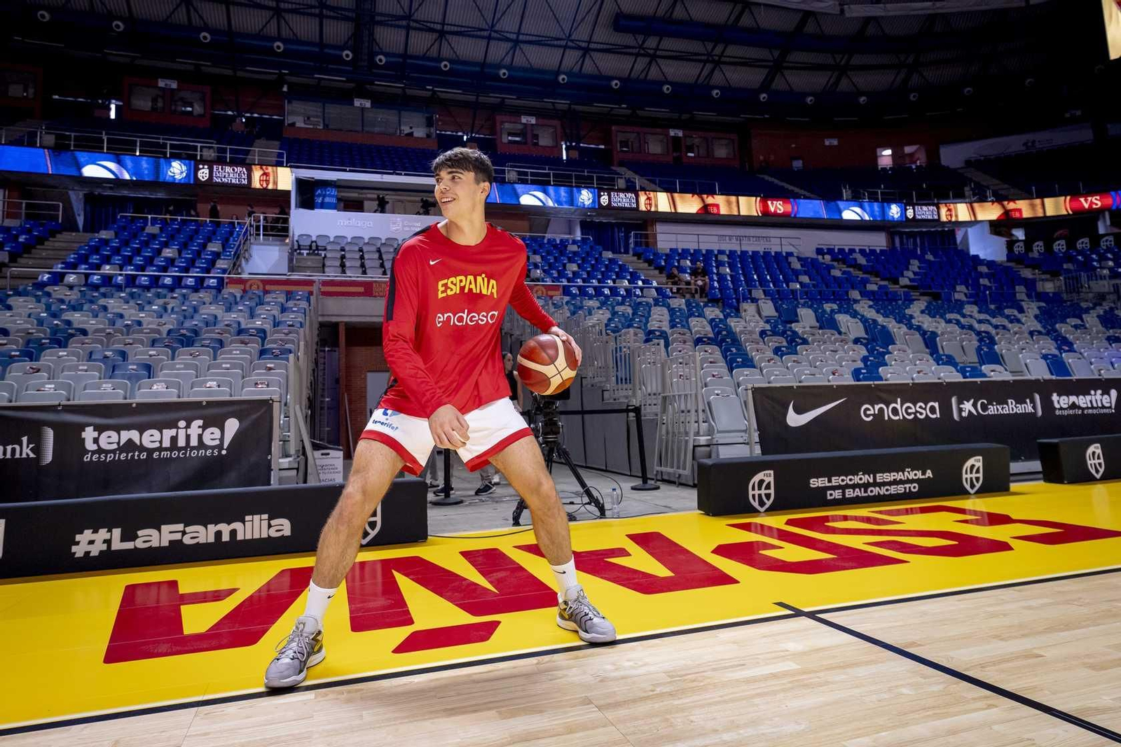 España B-República Checa, en fotos
