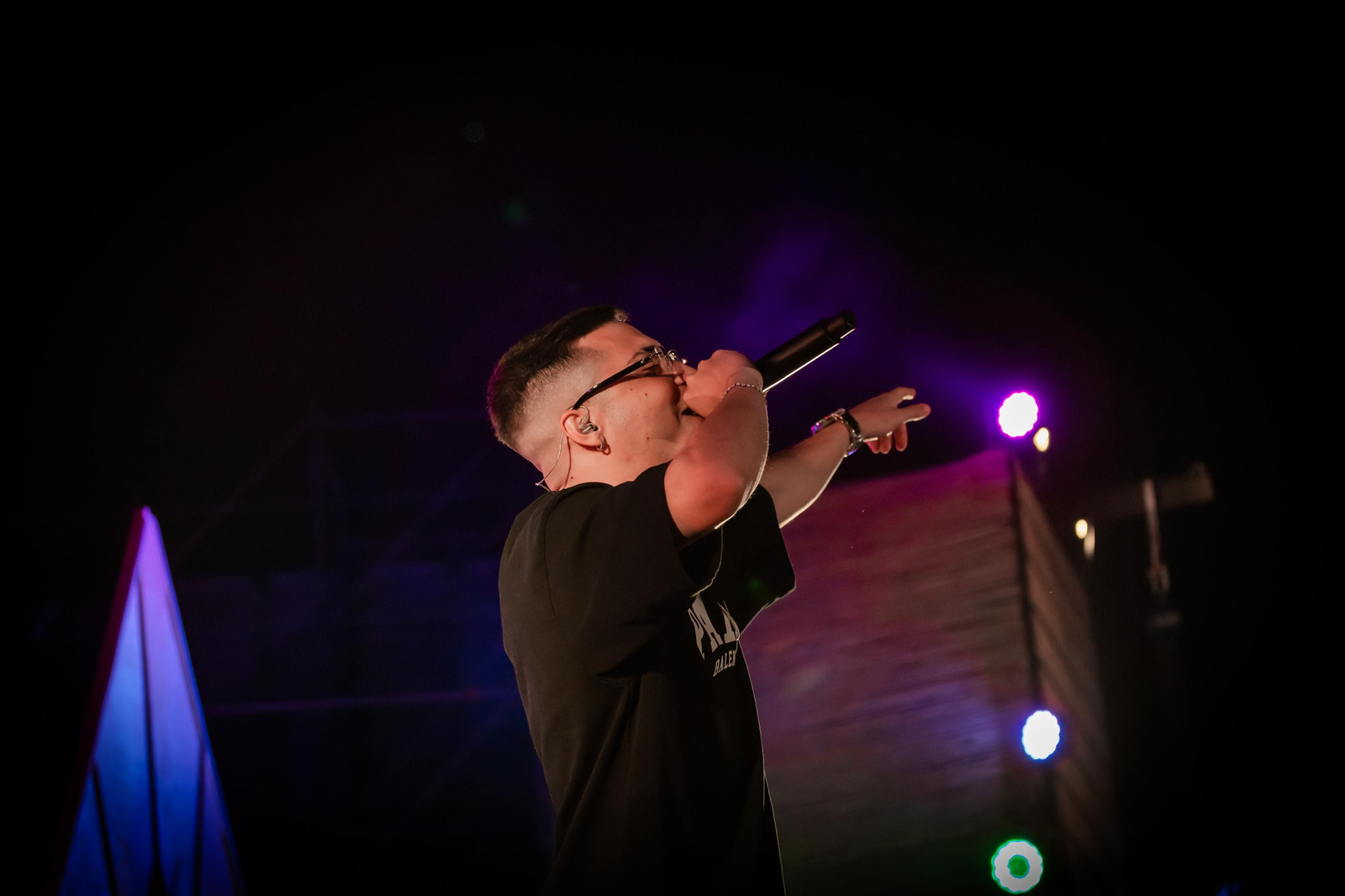 Búscate en el concierto de JC Reyes en San Fernando en el Bahía Sound de San Fernando