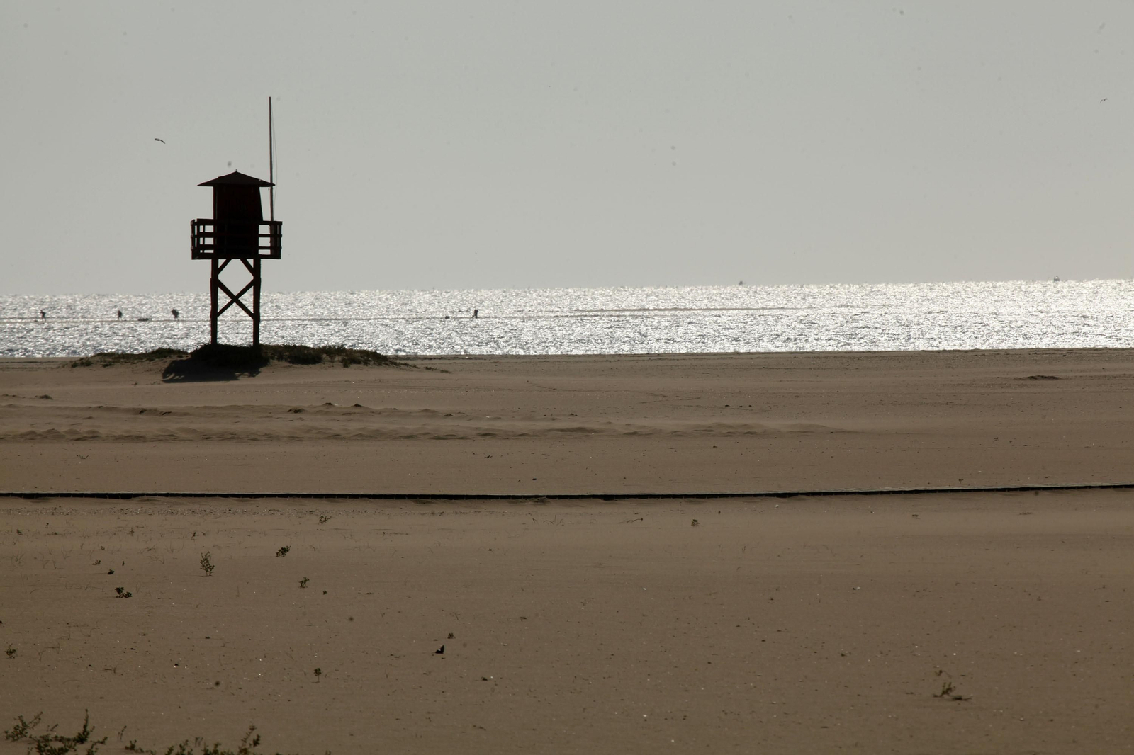 Las playas de la Costa de Huelva se preparan para la Semana Santa