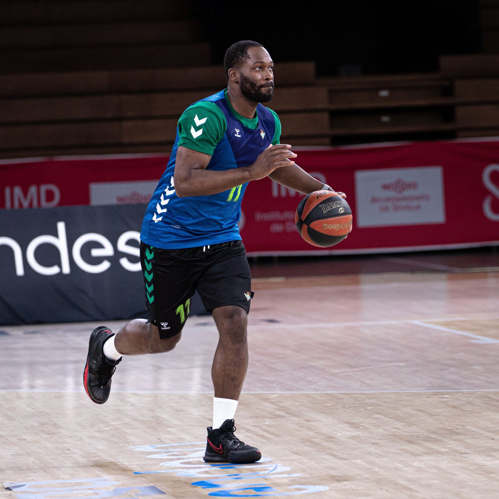 Jeremy Pargo, en un entrenamiento con el Betis Baloncesto.