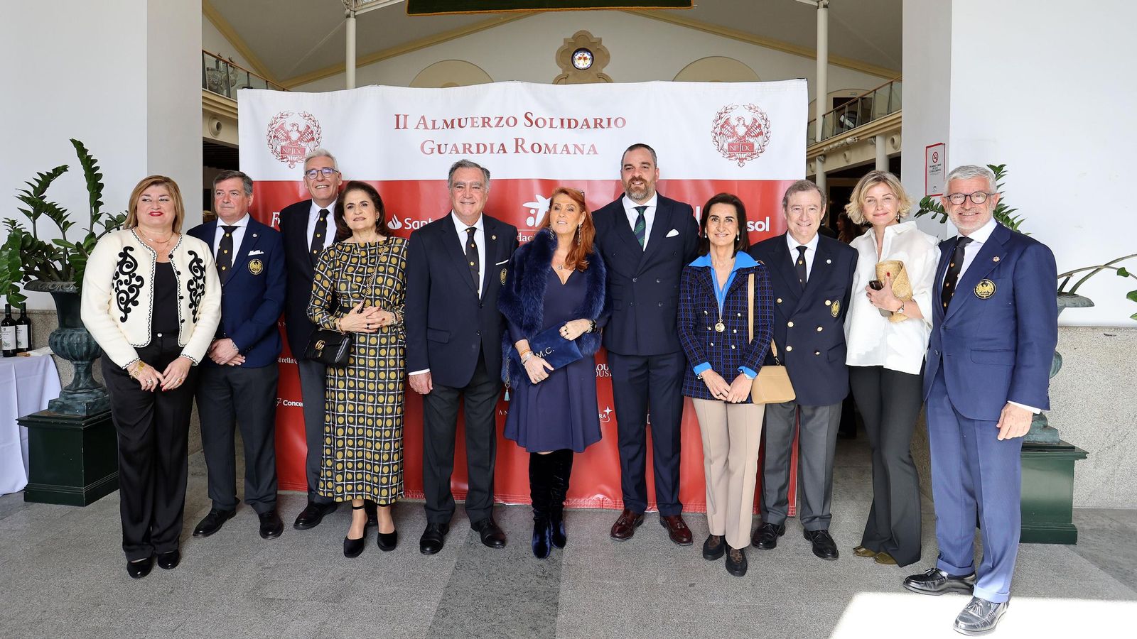 II Almuerzo Solidario de la Guardia Romana de la Hermandad del Transporte en Jerez