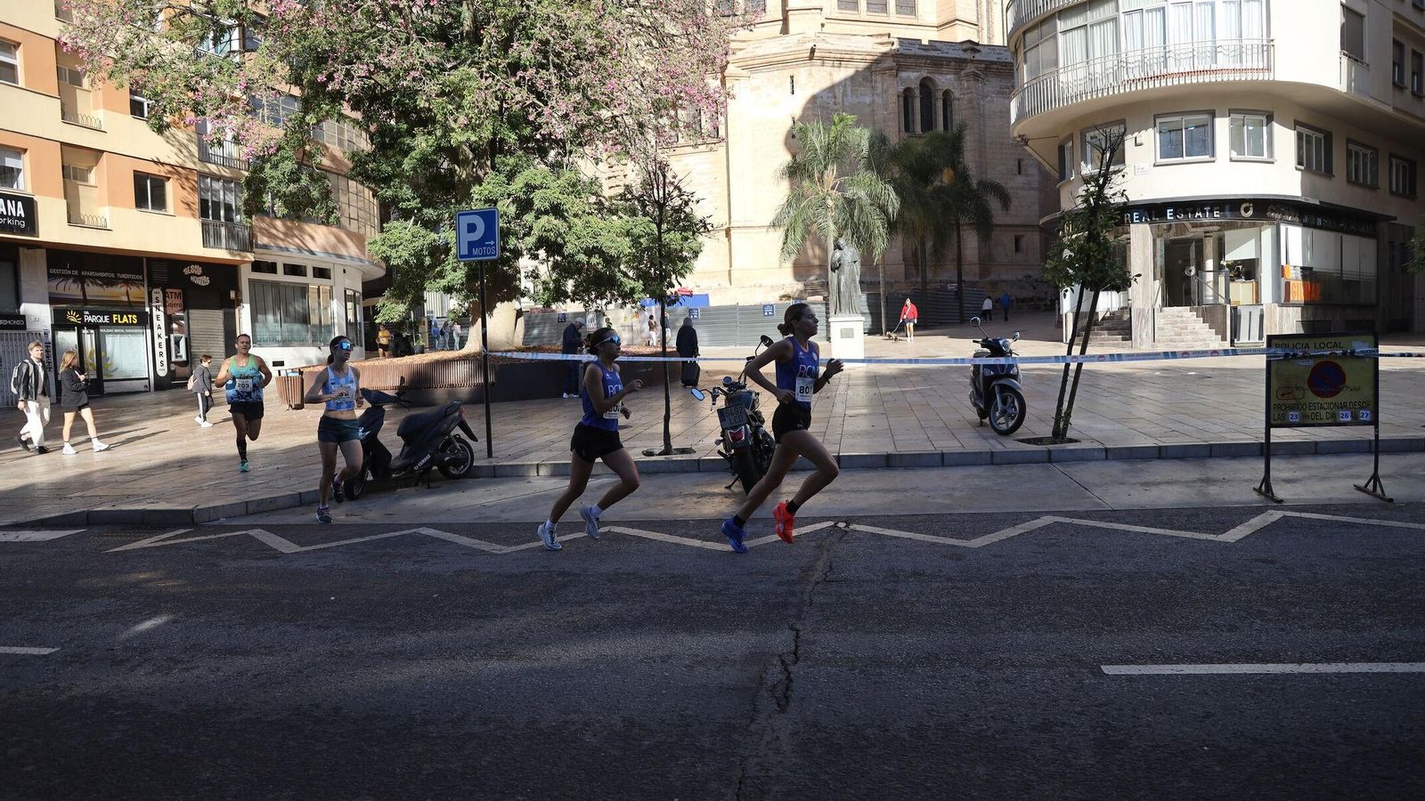 Búscate en las fotos de la Carrera de la Prensa en Málaga