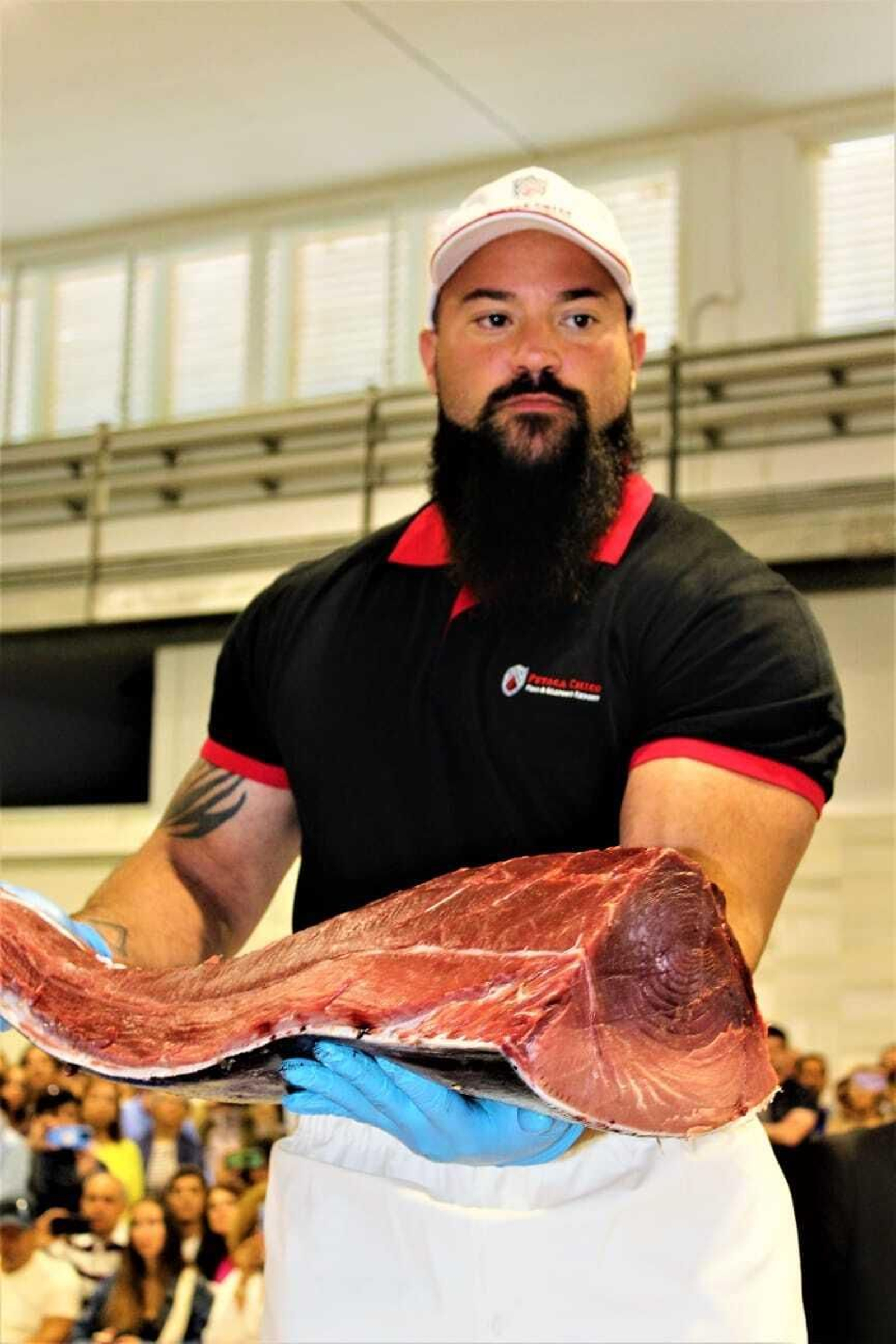 La Feria del Atún de Barbate 2024, en imágenes: ronqueo y showcooking entre tapas del mejor atún