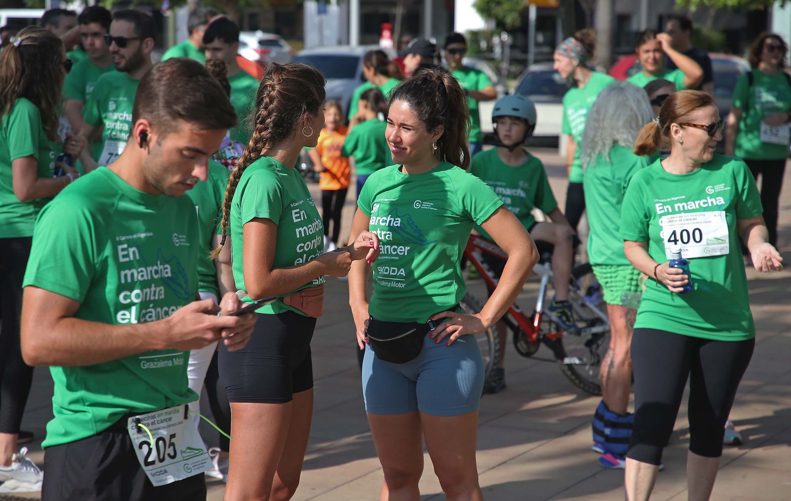 La II Carrera en marcha contra el cáncer celebrada en Algeciras, en imágenes.
