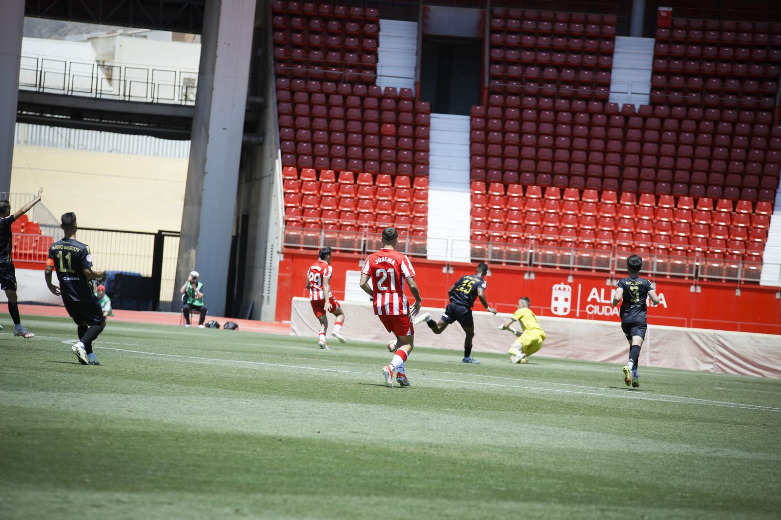 Imágenes del partido entre el Almería B y el Real Jaén