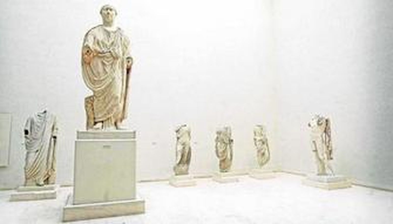 Los sarcófagos, uno de los tesoros del Museo.